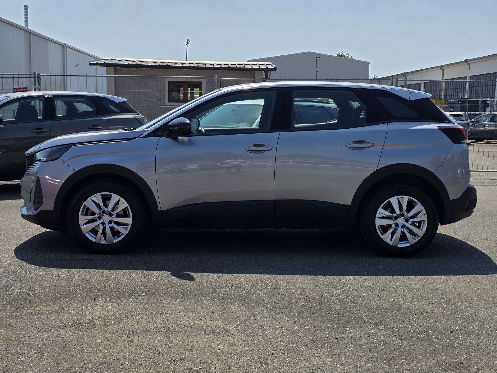 Peugeot 3008 1,2 PureTech 130 KS, NAVIGACIJA, KAMERA, CAR VERTICAL, fotografija 2