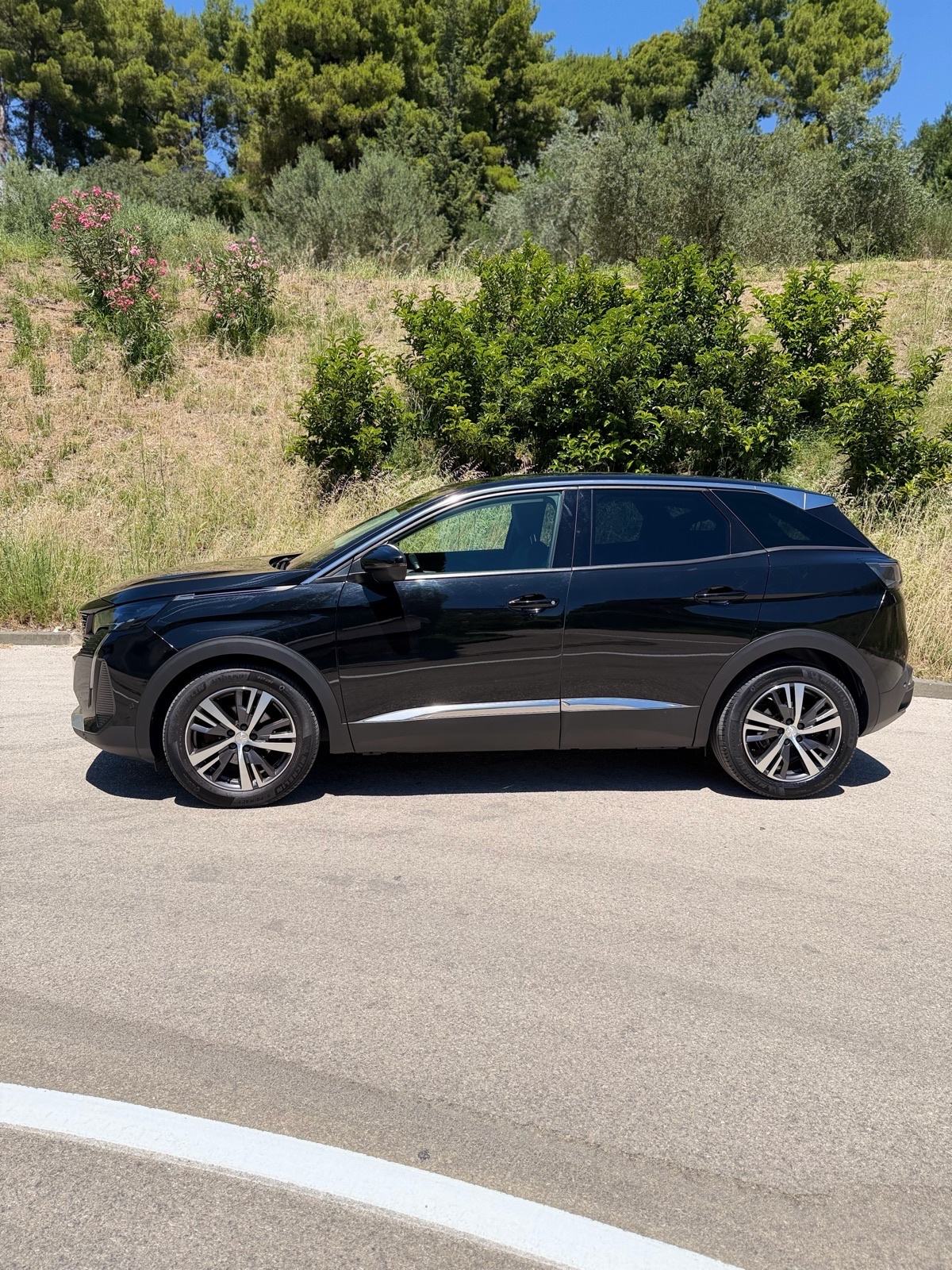 Peugeot 3008 1,2 PureTech Allure 2021, fotografija 3