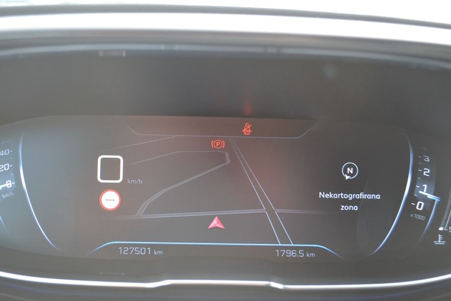 Peugeot 3008 1,2 PureTech ** rata 195€ na 5 god BEZ UČEŠĆA ** servisna, fotografija 8