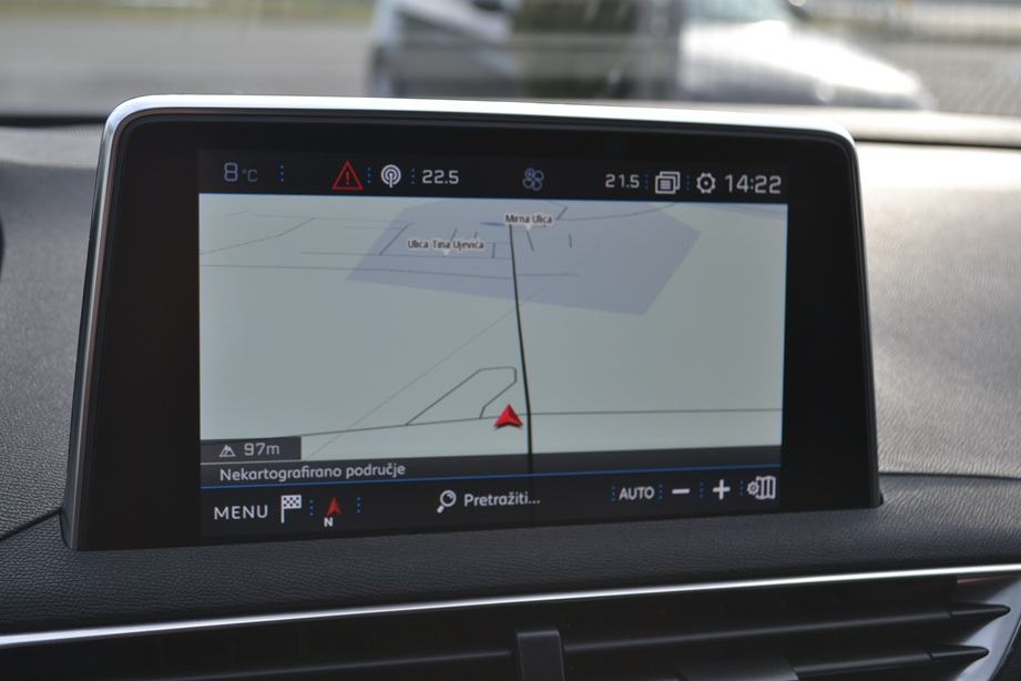 Peugeot 3008 1,2 PureTech ** rata 195€ na 5 god BEZ UČEŠĆA ** servisna, fotografija 9