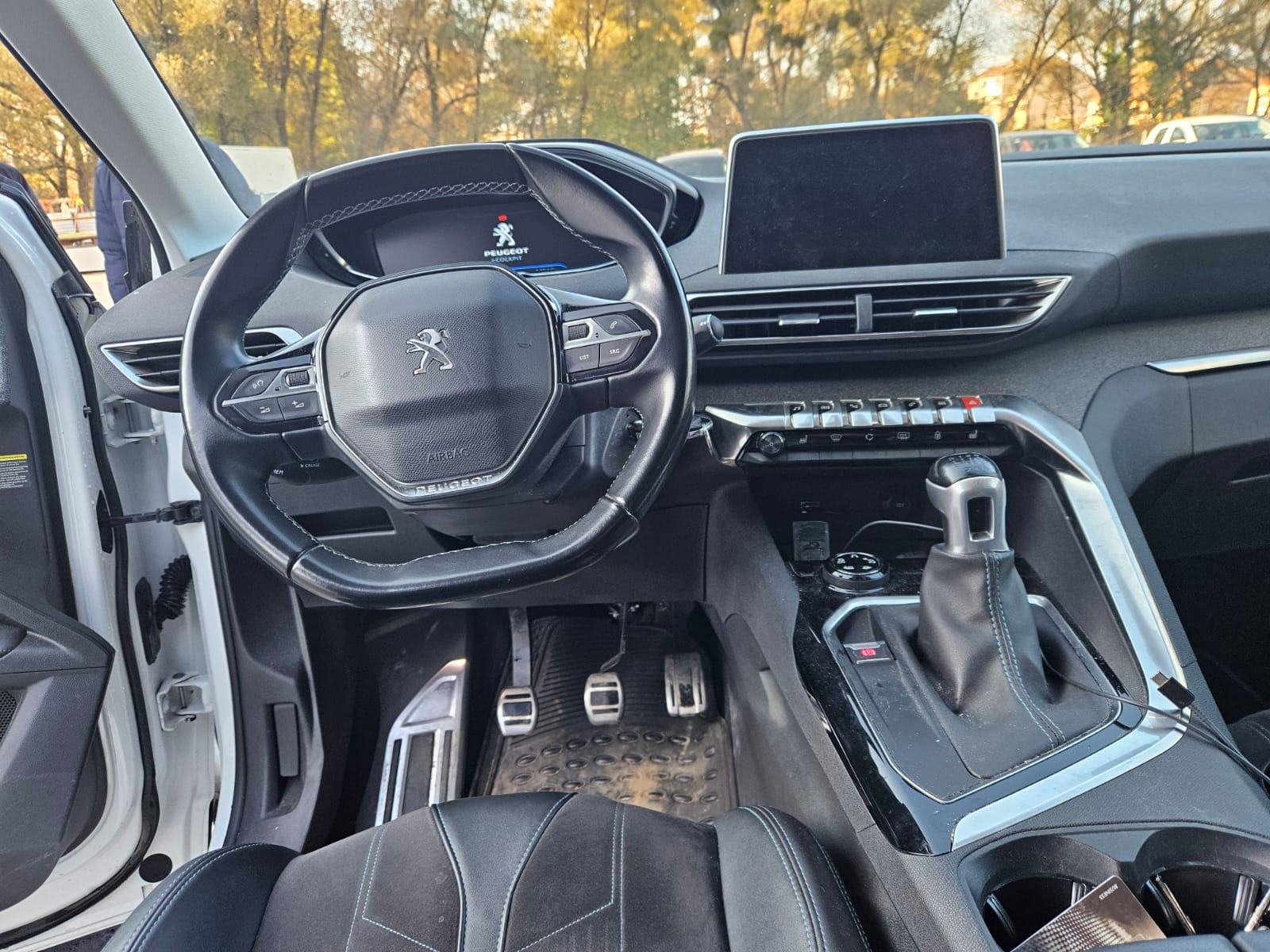 Peugeot 3008 1,2 PureTech Crossway, fotografija 7