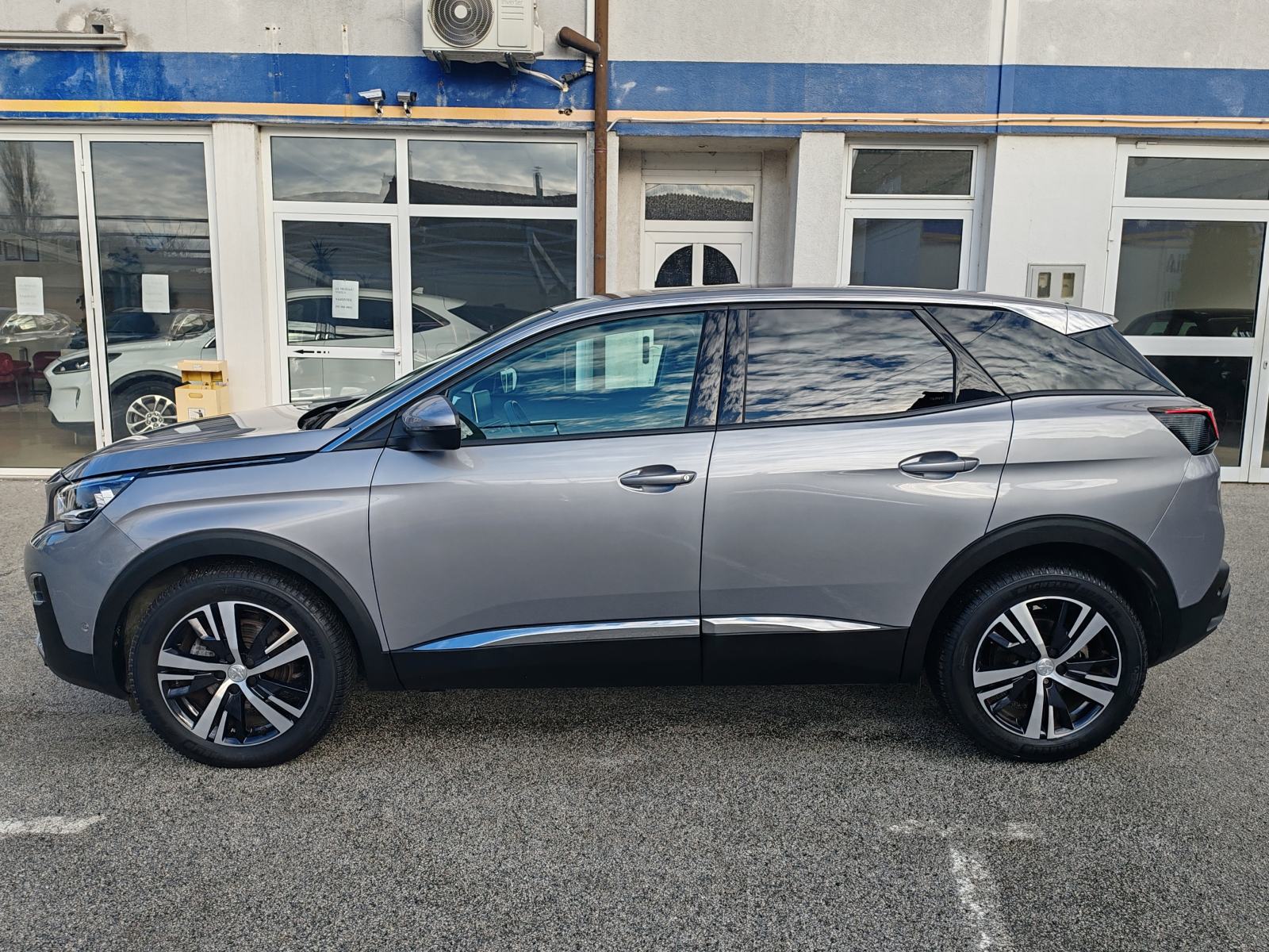Peugeot 3008 1,2 PureTech, fotografija 4