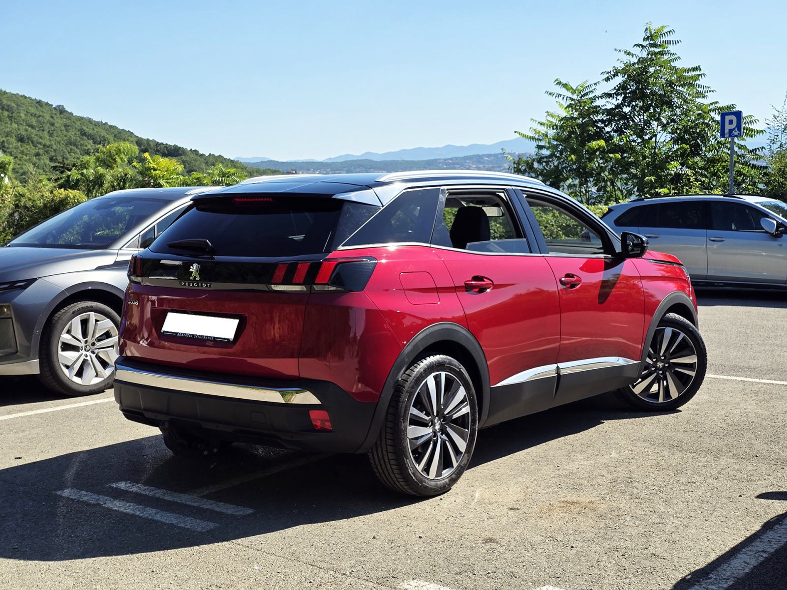 Peugeot 3008 1,2 PureTech EAT8 Allure • 60.000 km • Veliki servis, fotografija 5