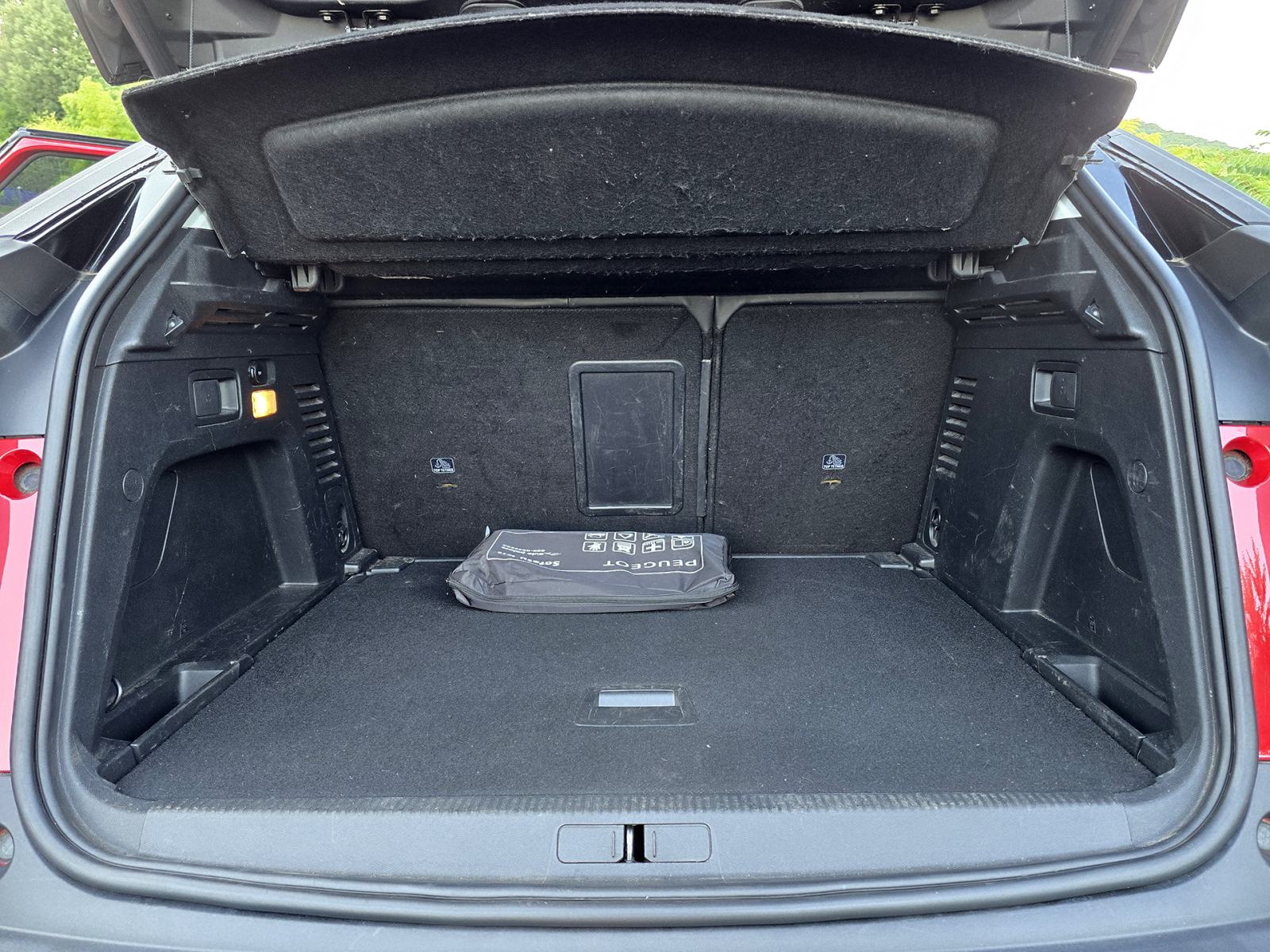 Peugeot 3008 1,2 PureTech EAT8 Allure • 60.000 km • Veliki servis, fotografija 14