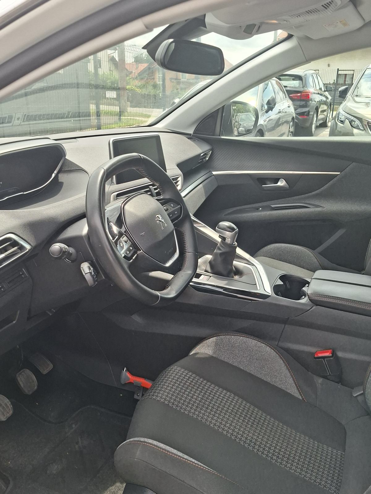 Peugeot 3008 1,2 Puretech-VELIKI SERVIS-PDV-KAMERA-KAO NOV, fotografija 7