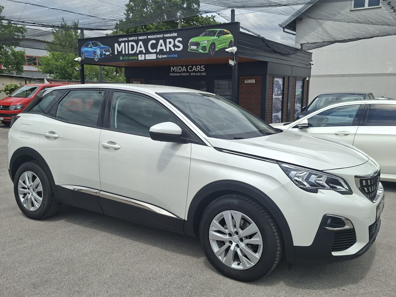 Peugeot 3008 1,2 Puretech-VELIKI SERVIS-PDV-KAMERA-KAO NOV, fotografija 15