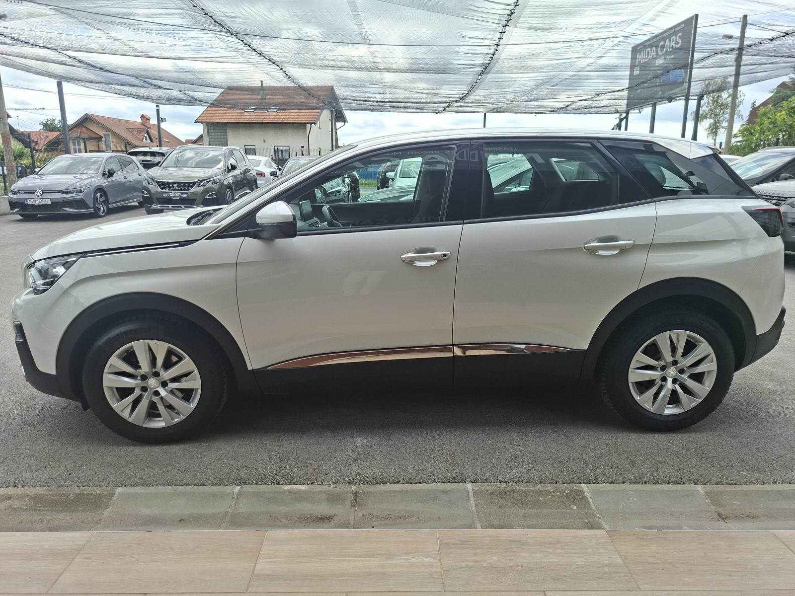 Peugeot 3008 1,2 Puretech-VELIKI SERVIS-PDV-KAMERA-KAO NOV, fotografija 20