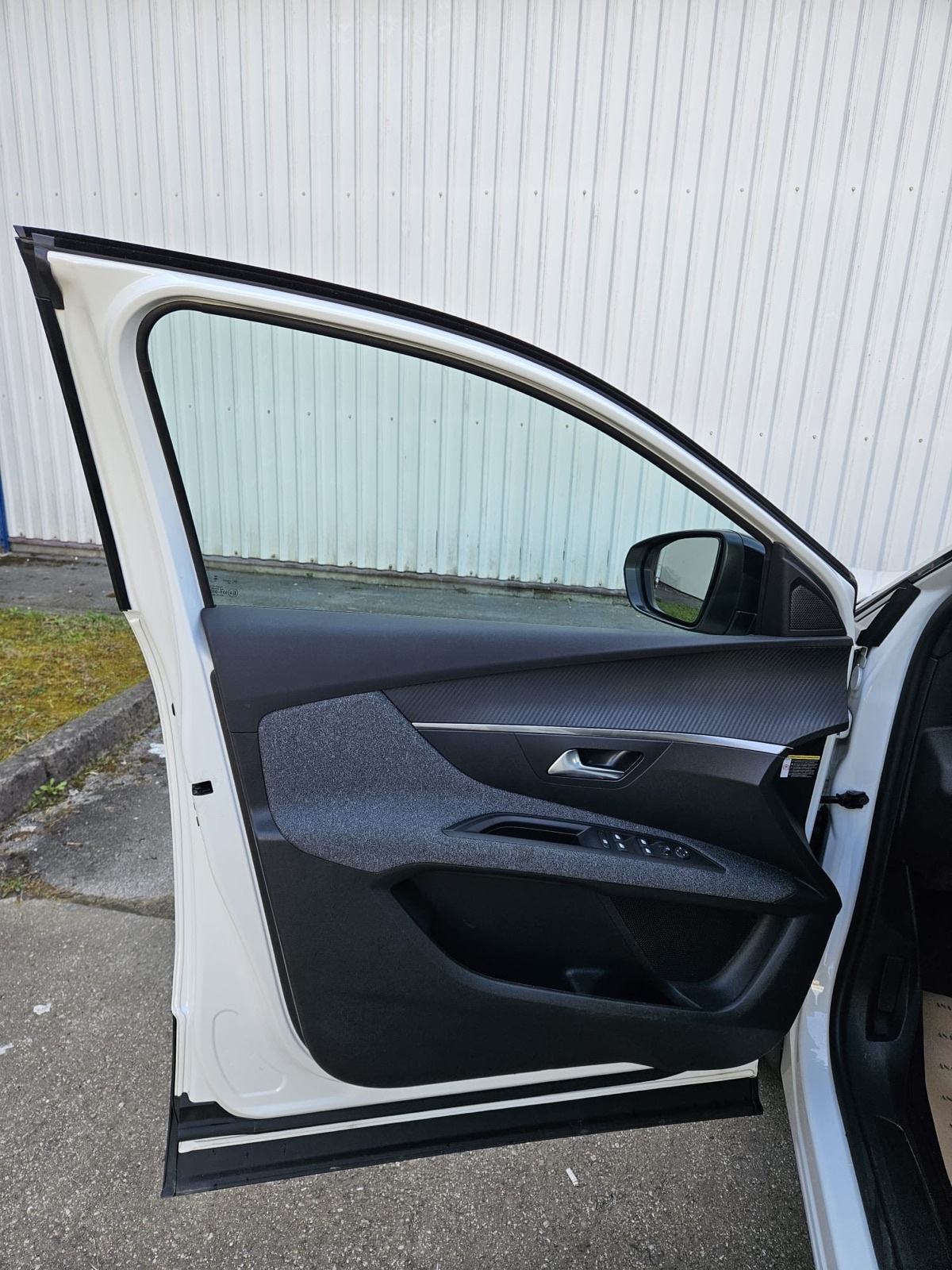 Peugeot 3008 #ACTIVE#U PDV-U#JAMSTVO#SERVISNA#LEASING BEZ UČEŠĆA#, fotografija 11