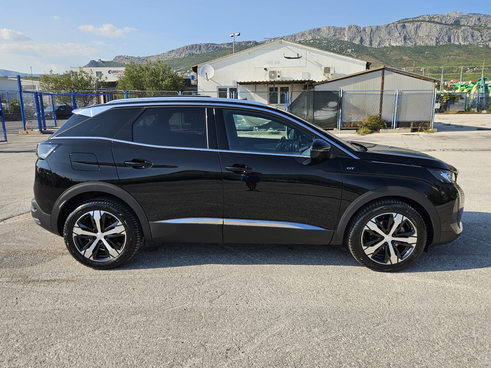 PEUGEOT 3008 1,2 TURBO 130 KS • GT LINE • AUTOMATIK • SAMO 23.000 KM, pogled izvana - slika 4