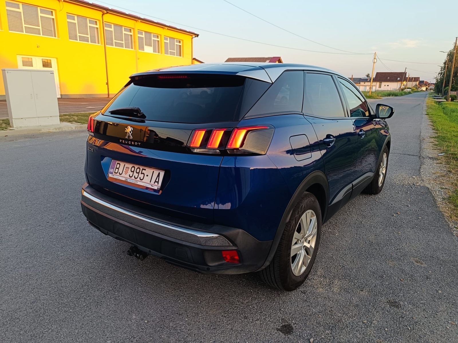 Peugeot 3008 | 1,5 | 2020. | 129tkm, fotografija 3