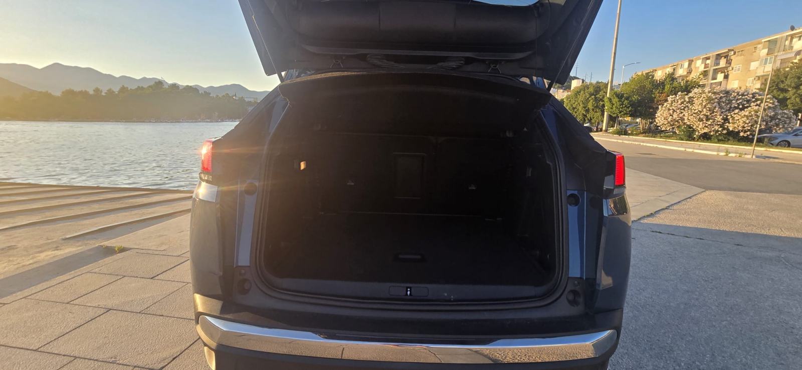 Peugeot 3008 1,5 Allure - Diesel, fotografija 9