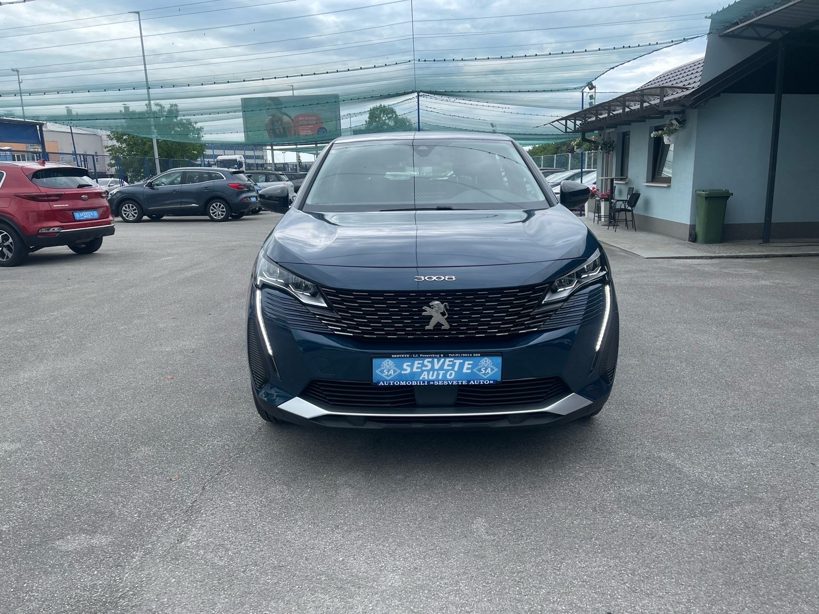 Peugeot 3008 1,5 HDi Allure, Automatik !!, fotografija 3