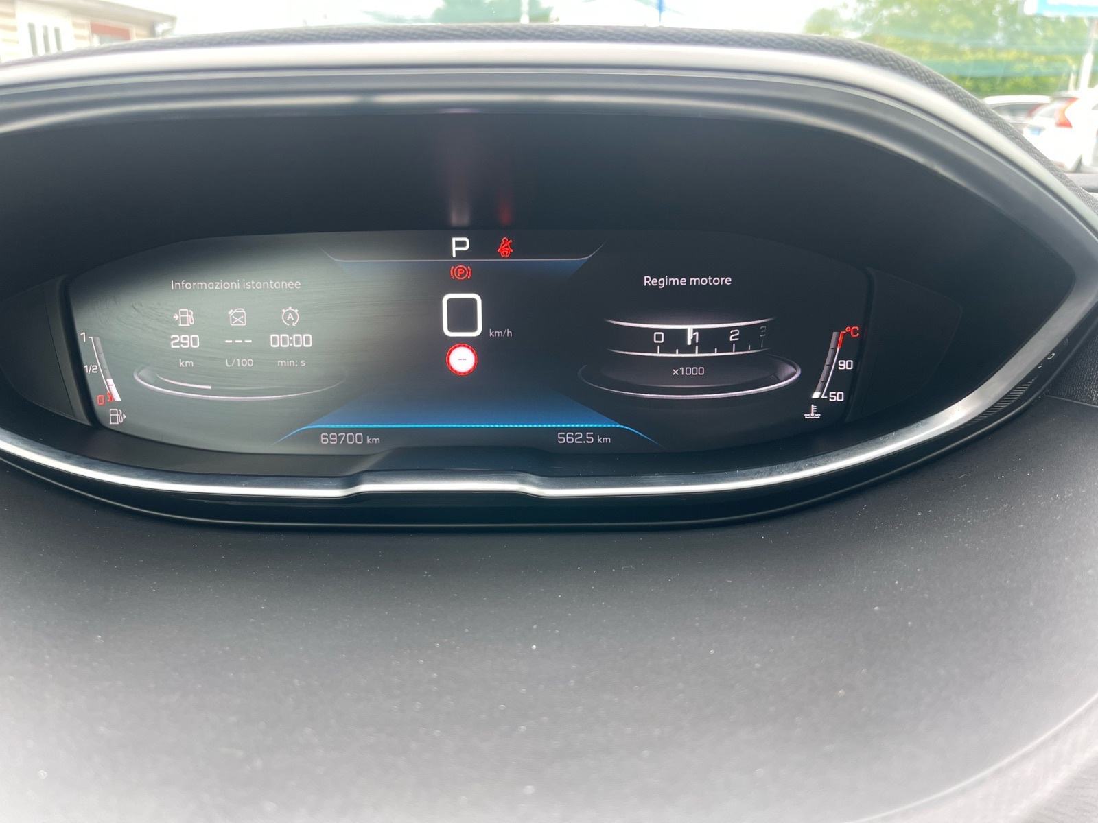 Peugeot 3008 1,5 HDi Allure, Automatik !!, fotografija 9