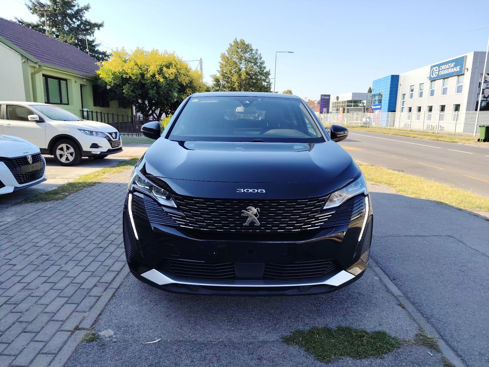 Peugeot 3008 1,5 automatik, fotografija 3