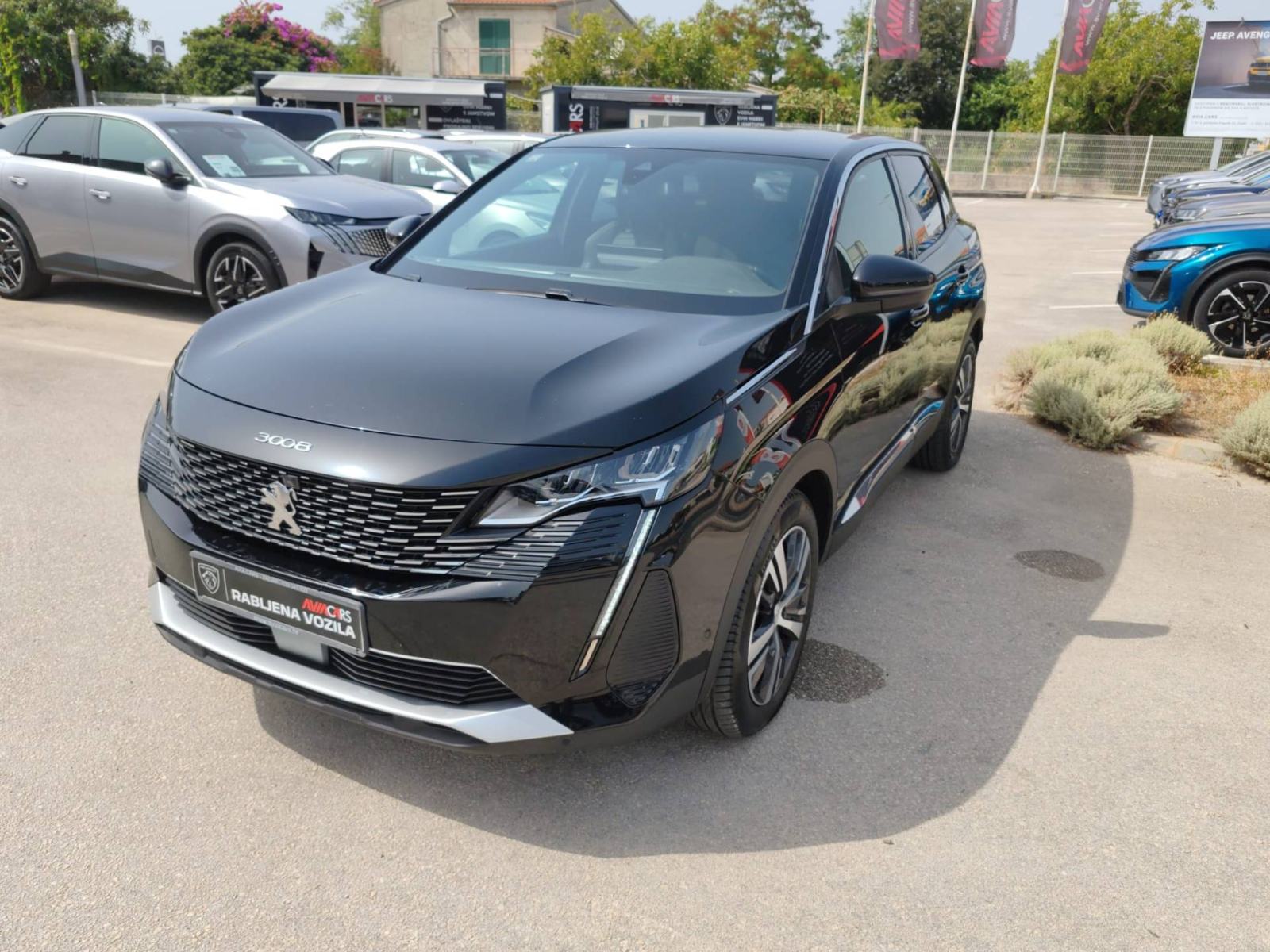 PEUGEOT 3008 1.5 BlueHDi 130 KS ALLURE AUTOMATIK *VOZILO S JAMSTVOM*, fotografija 3