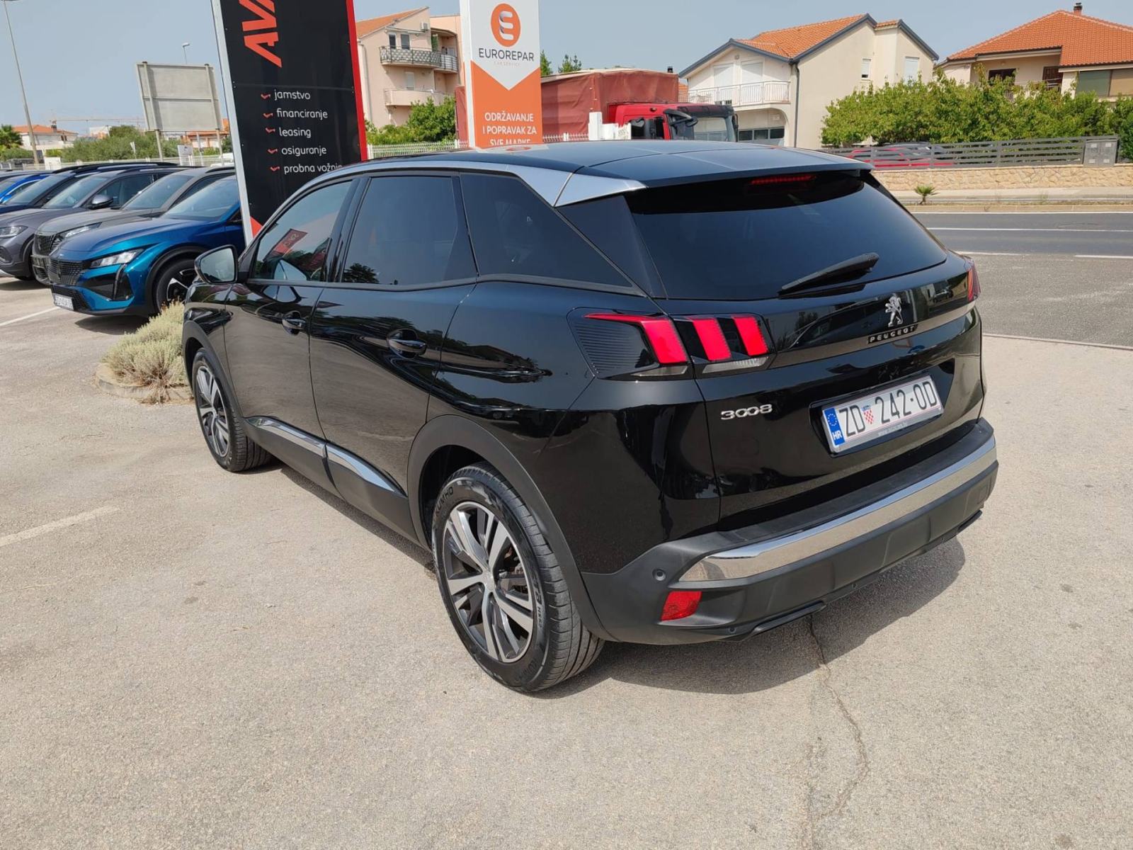 PEUGEOT 3008 1.5 BlueHDi 130 KS ALLURE AUTOMATIK *VOZILO S JAMSTVOM*, fotografija 5