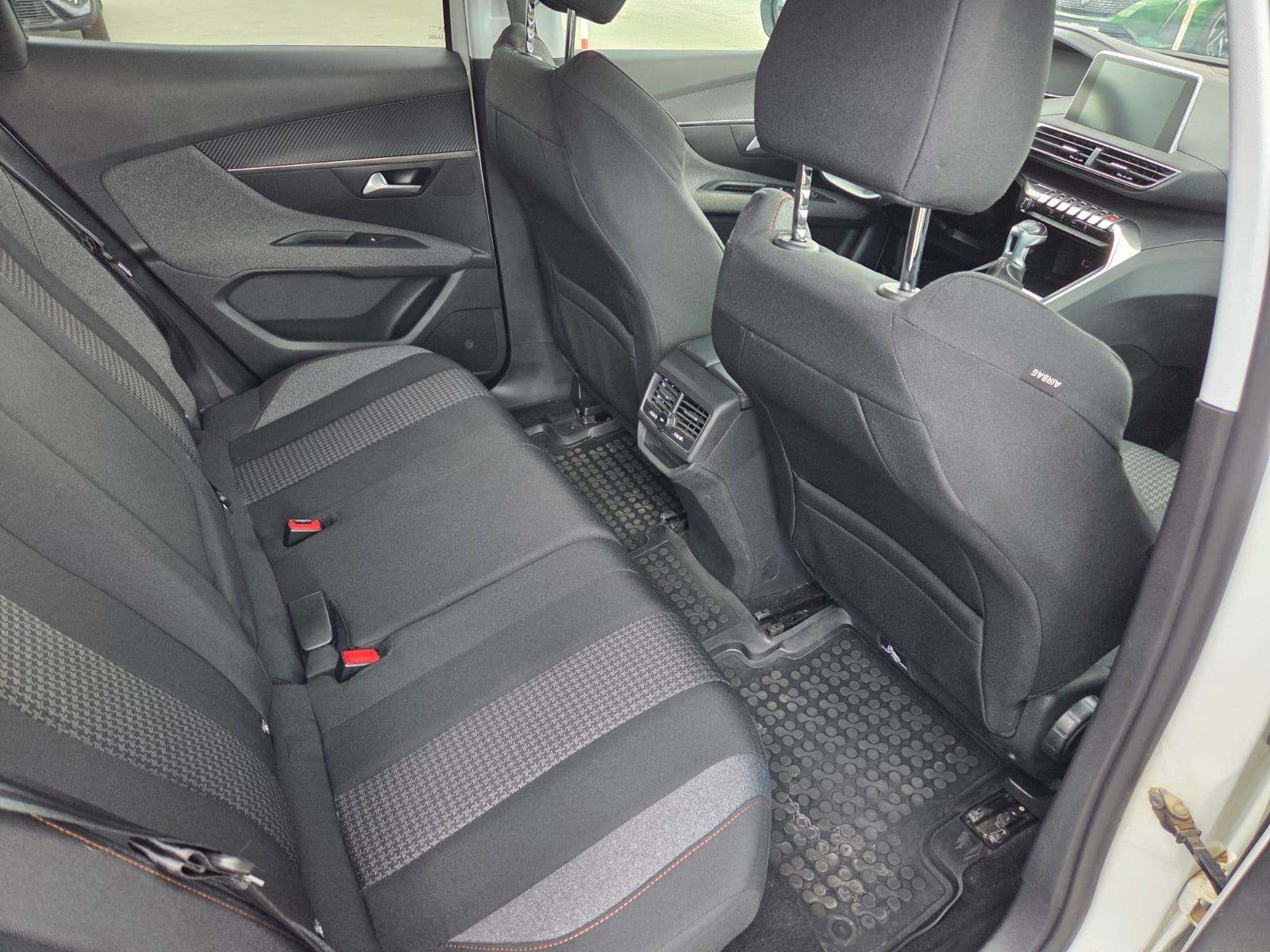 PEUGEOT 3008 1,5 BlueHDI 130 KS, PRVI VLASNIK,UREDNO SERVISIRAN..., fotografija 17