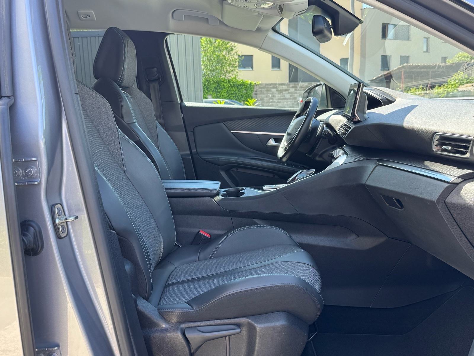 PEUGEOT 3008 1.5 BlueHDI*130ks*ALLURE*VIRTUAL*AMBI*AUTO*LED*ALU*TOP, fotografija 14