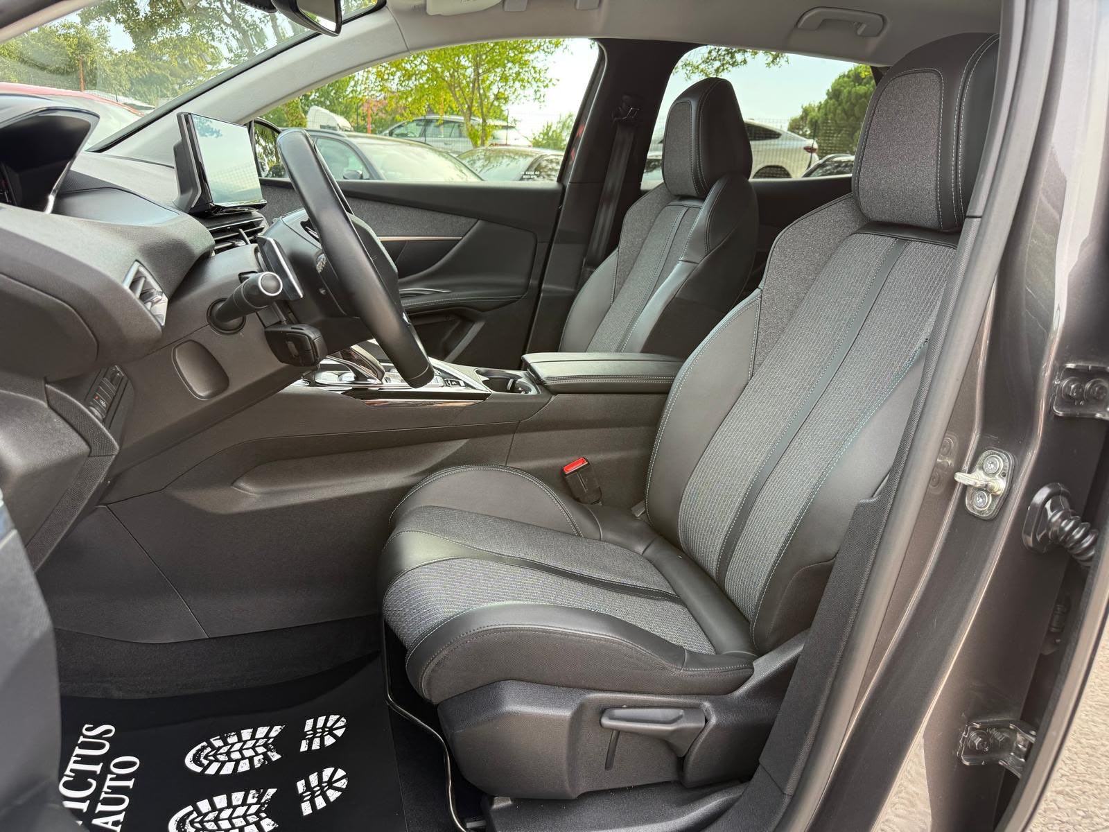 PEUGEOT 3008 1.5 BlueHdi 2021. Godina ** ALLURE ** S&S - TOP STANJE!, fotografija 11
