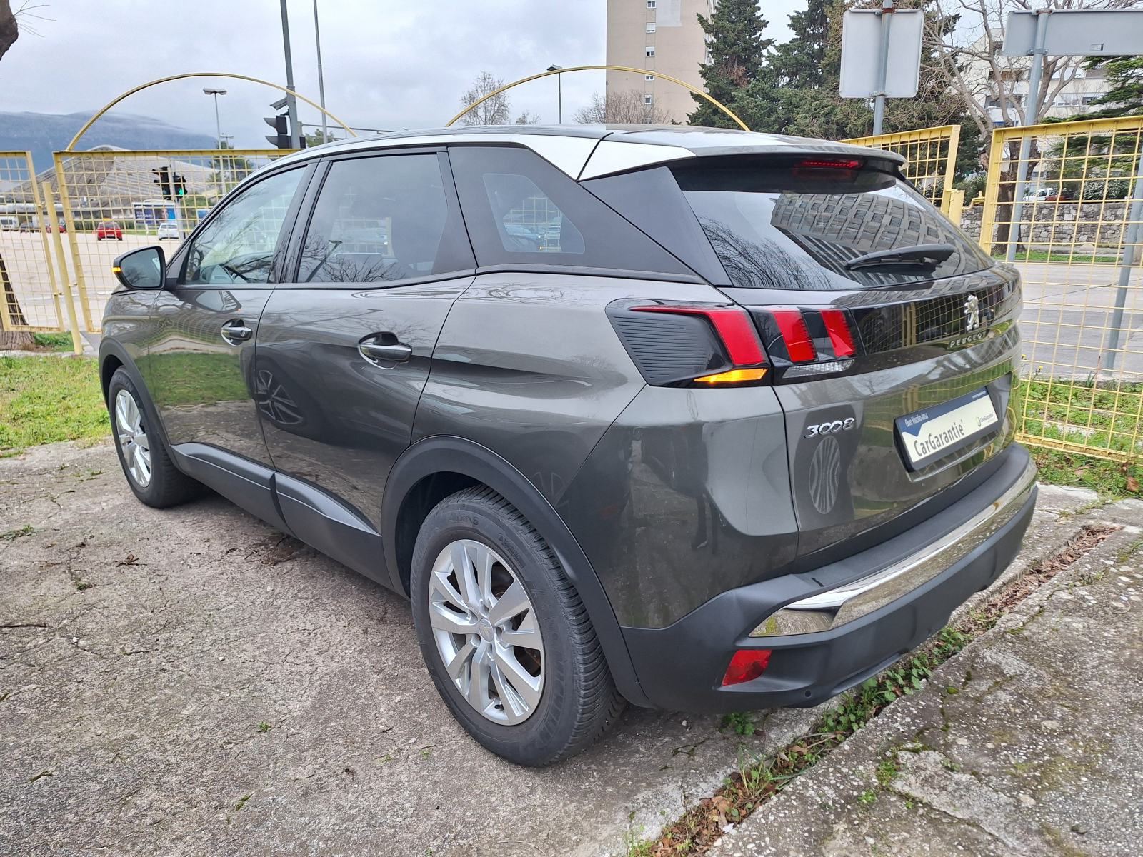 Peugeot 3008 1,5 BlueHDI 96KW NAVI LED KAMERA,PILOT RADAR LEASING, fotografija 5