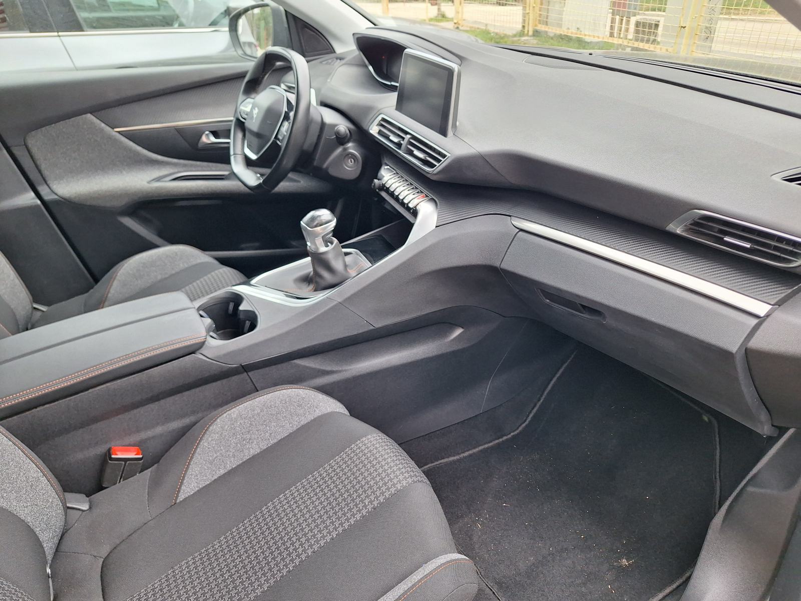 Peugeot 3008 1,5 BlueHDI 96KW NAVI LED KAMERA,PILOT RADAR LEASING, fotografija 11