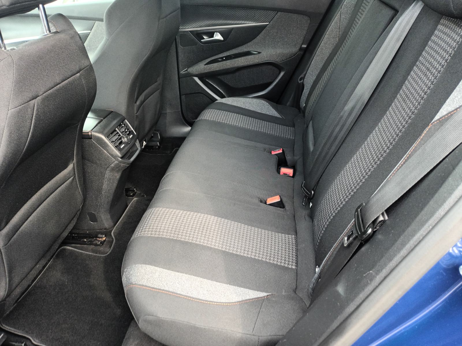 Peugeot 3008 1,5 BlueHDI ALLRUE, fotografija 8