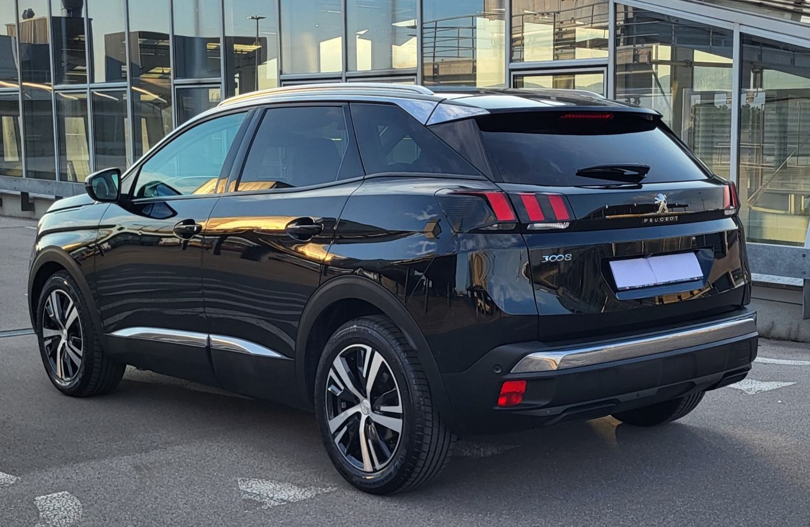 Peugeot 3008 1,5 BlueHDI *Allure* HR.Auto*Navi* Kamera 360', fotografija 6