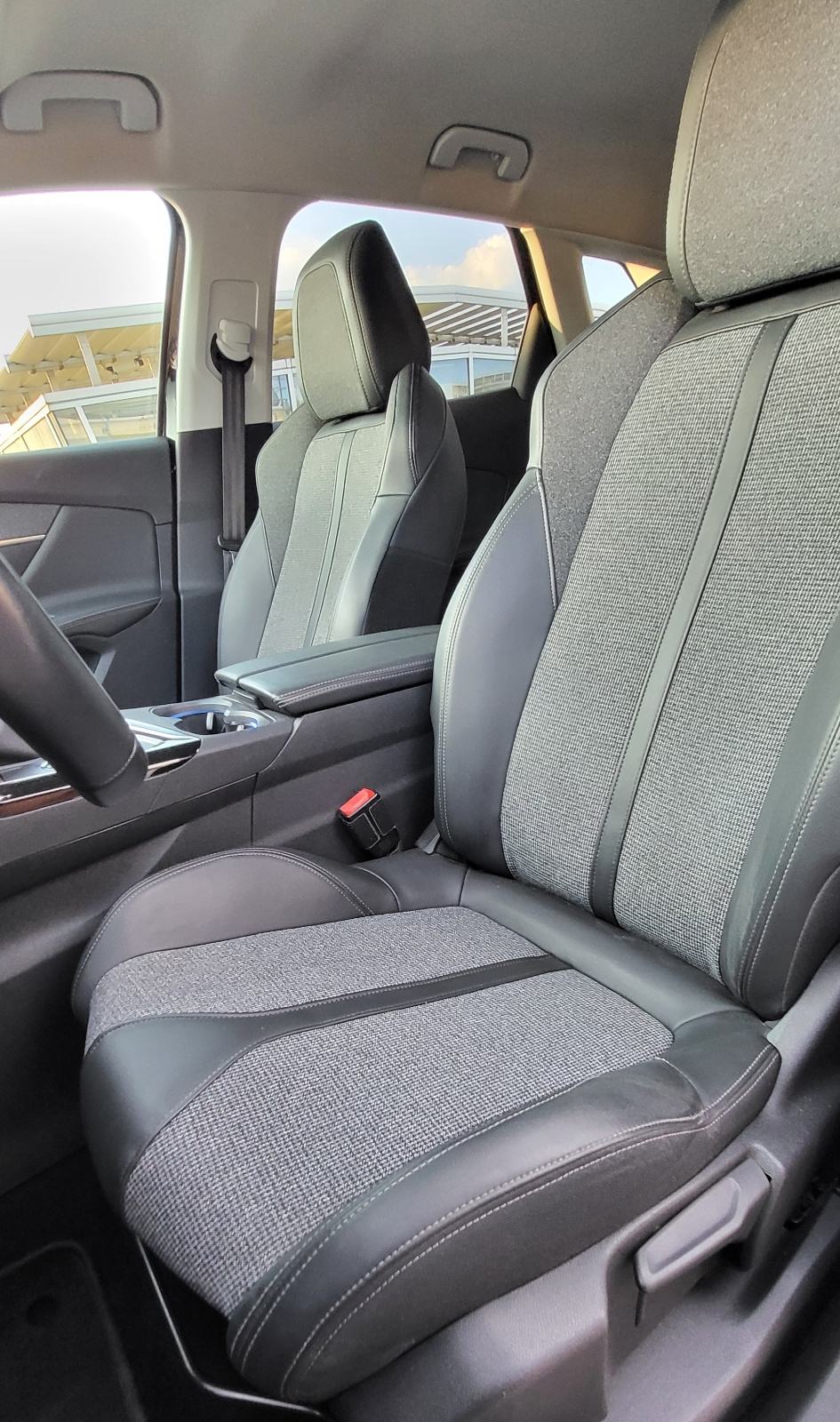 Peugeot 3008 1,5 BlueHDI *Allure* HR.Auto*Navi* Kamera 360', fotografija 13