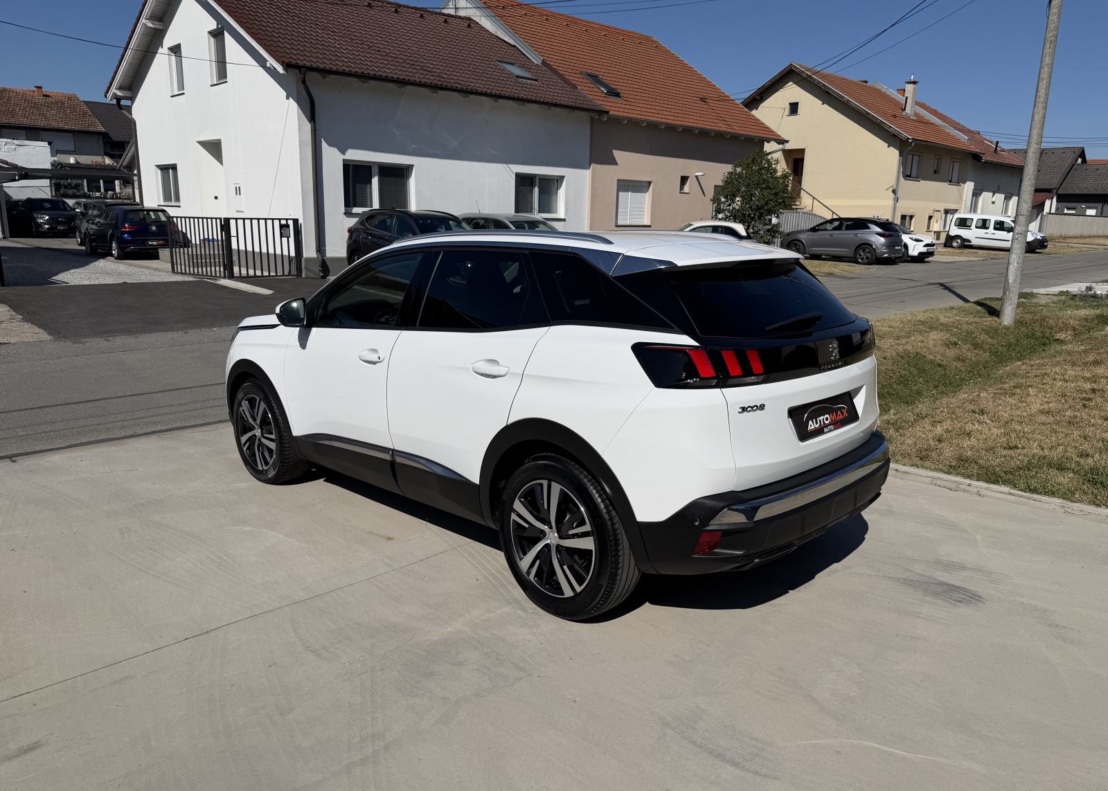 Peugeot 3008 1,5 BlueHDI ALLURE NAVIGACIJA...KAMERA...ALU..., fotografija 7