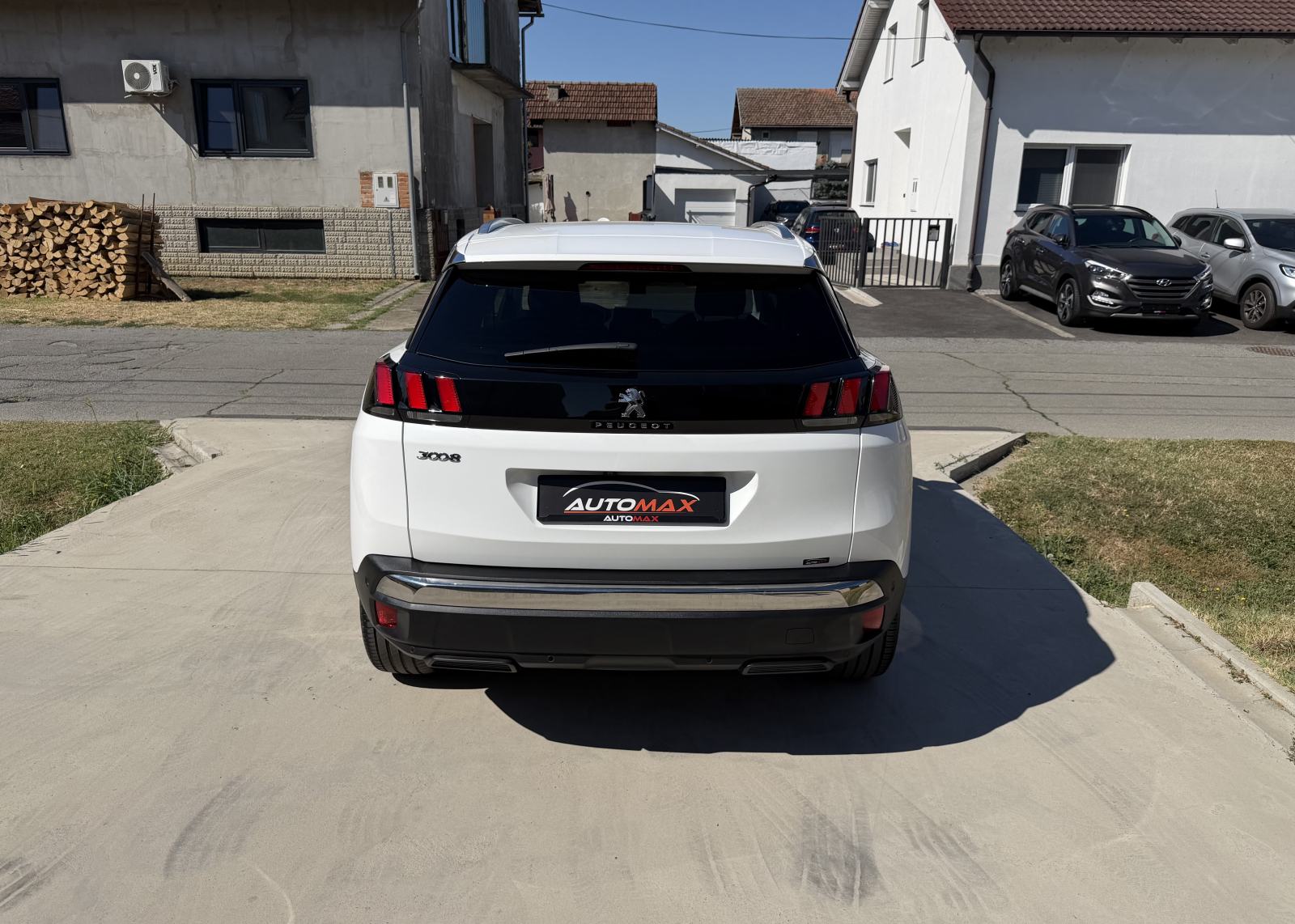 Peugeot 3008 1,5 BlueHDI ALLURE NAVIGACIJA...KAMERA...ALU..., fotografija 6