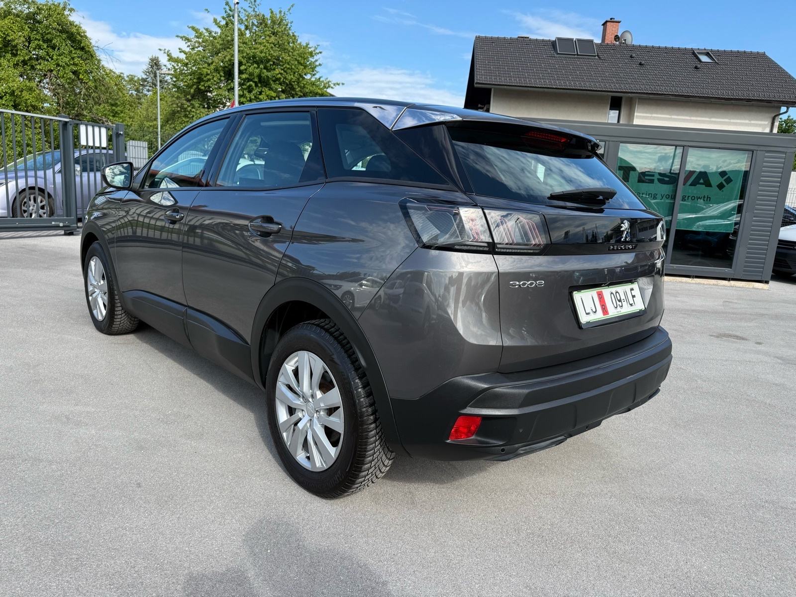 Peugeot 3008‼️2g JAMSTVO‼️1.5 BlueHDi 130 Aut.| 2021 | Dostava, fotografija 7