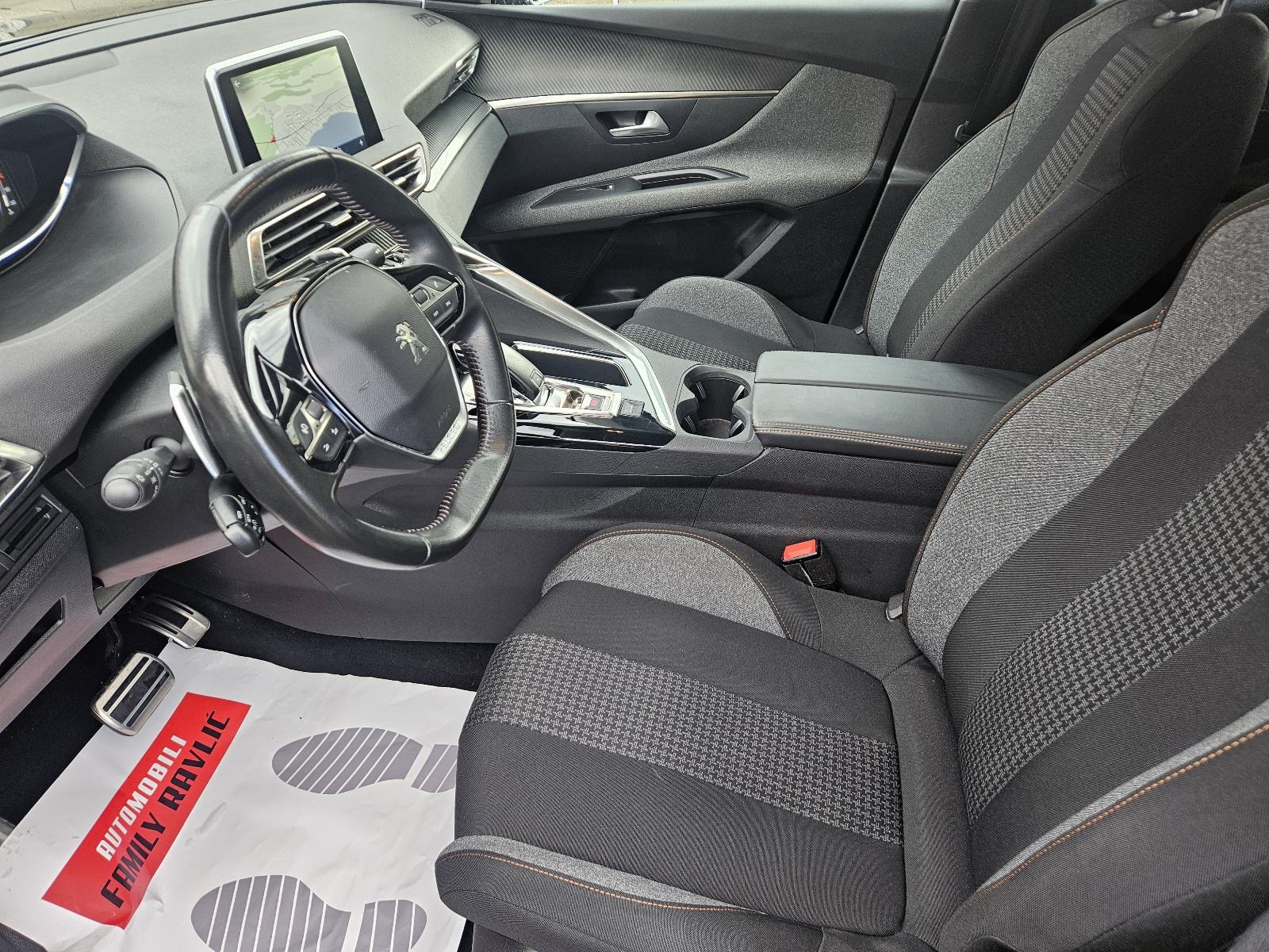 Peugeot 3008 1,5 BlueHDI Automatik*2020g*139tkm*Virtual*Kamera*Led*F1*, fotografija 19