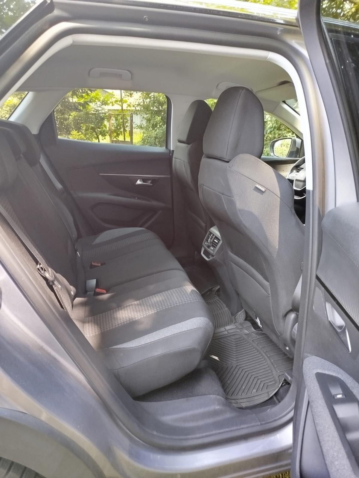 Peugeot 3008 1,5 BlueHDI, reg.8/2027, automatik 8, fotografija 13