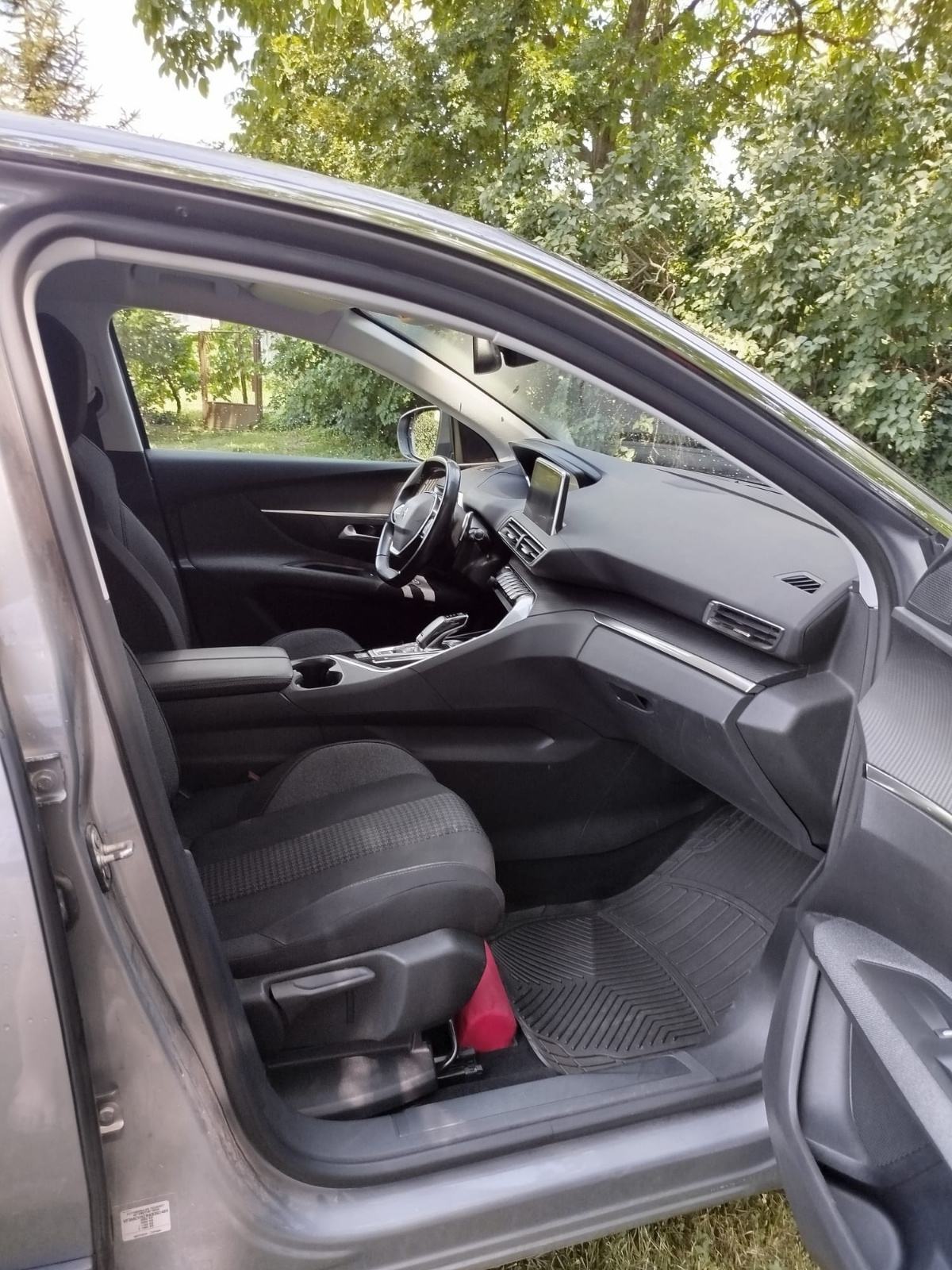Peugeot 3008 1,5 BlueHDI, reg.8/2027, automatik 8, fotografija 18