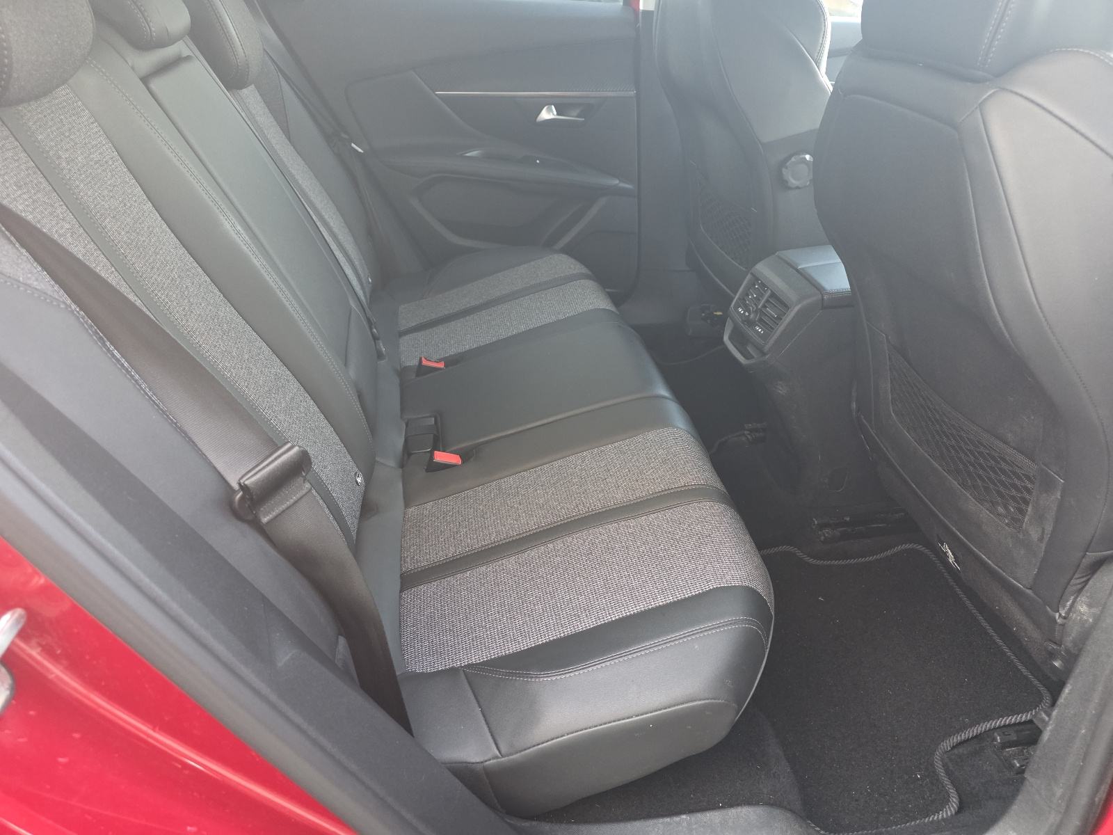 Peugeot 3008 1,5 BlueHDI Automatik Allure Servisna Jamstvo, fotografija 12