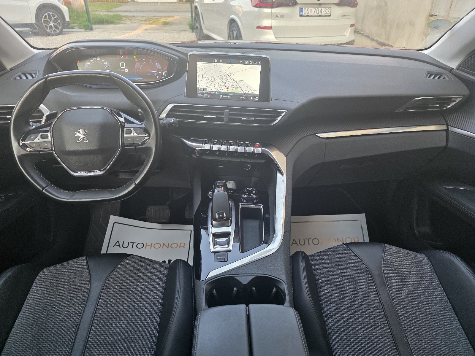 Peugeot 3008 1,5 BlueHDI Automatik Allure Servisna Jamstvo, fotografija 18