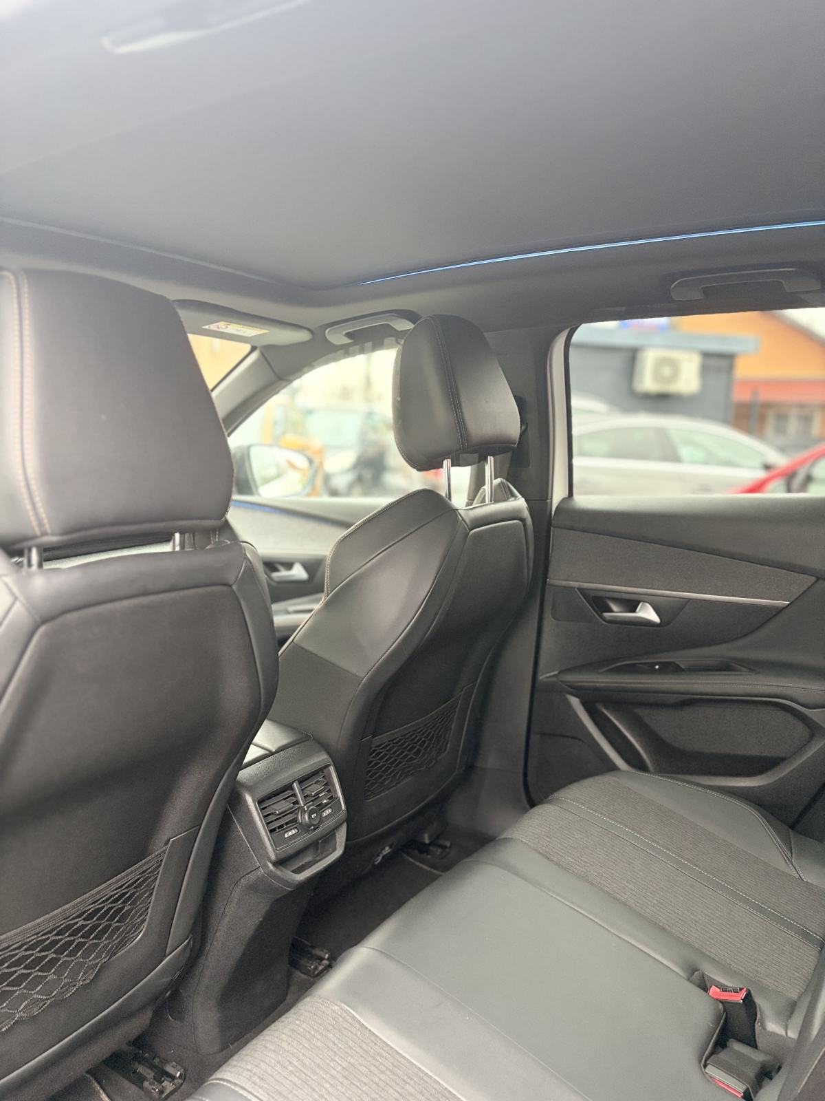 Peugeot 3008 1,5 BlueHDI automatik GT LINE PANO,FULL LED,KAMERA.., fotografija 14