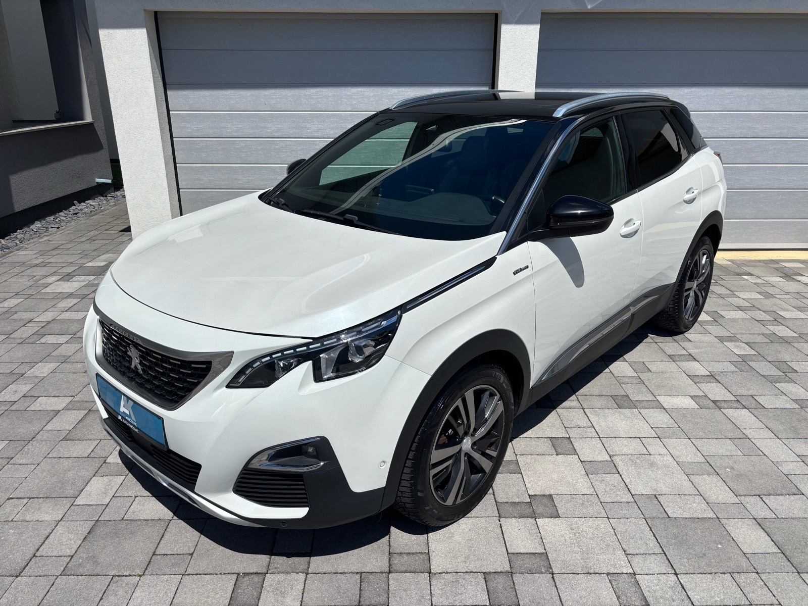 Peugeot 3008 1,5 BlueHDI automatik •GT Line• Pano • NOVI LANAC, fotografija 2