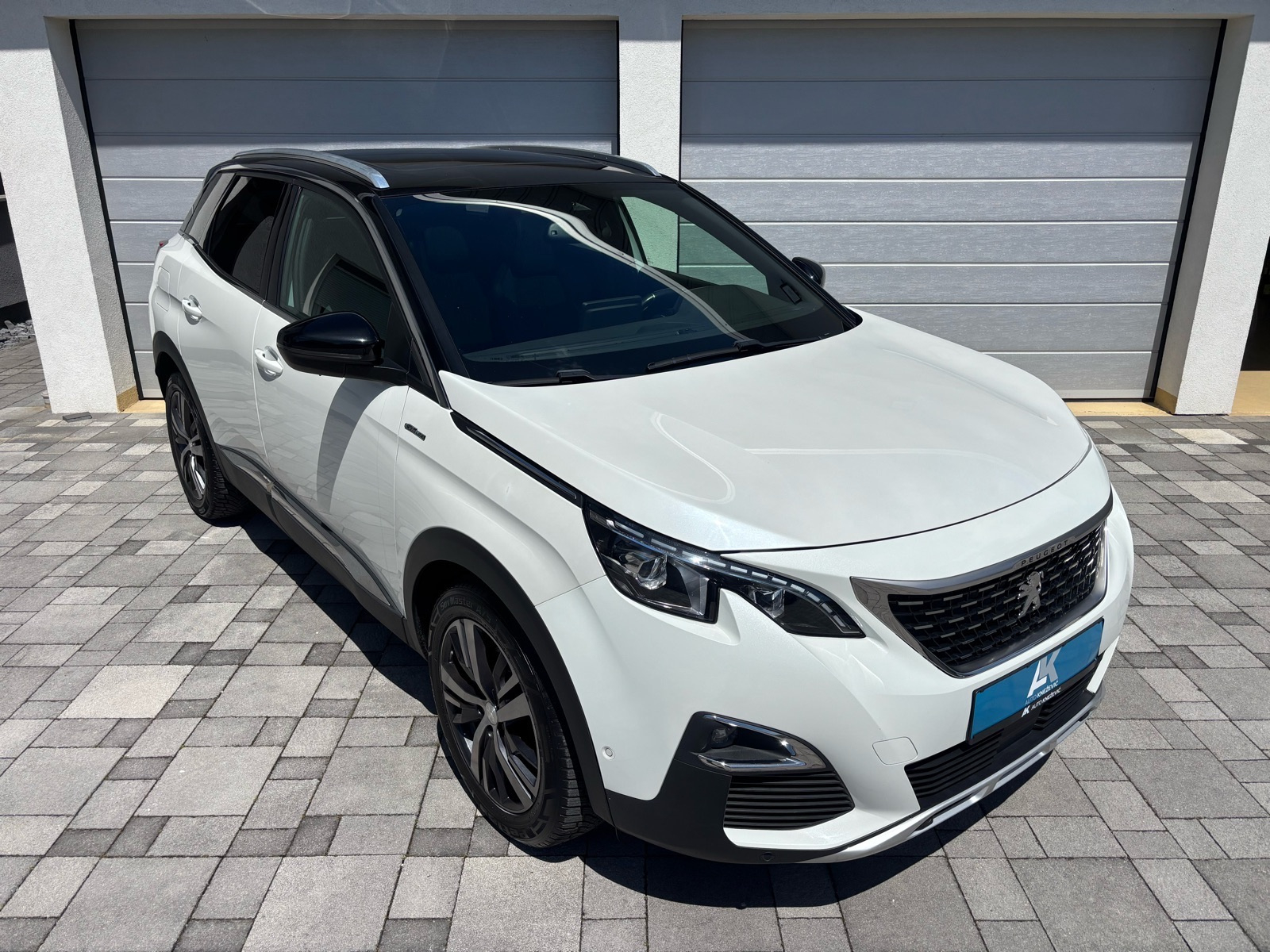 Peugeot 3008 1,5 BlueHDI automatik •GT Line• Pano • NOVI LANAC, fotografija 5