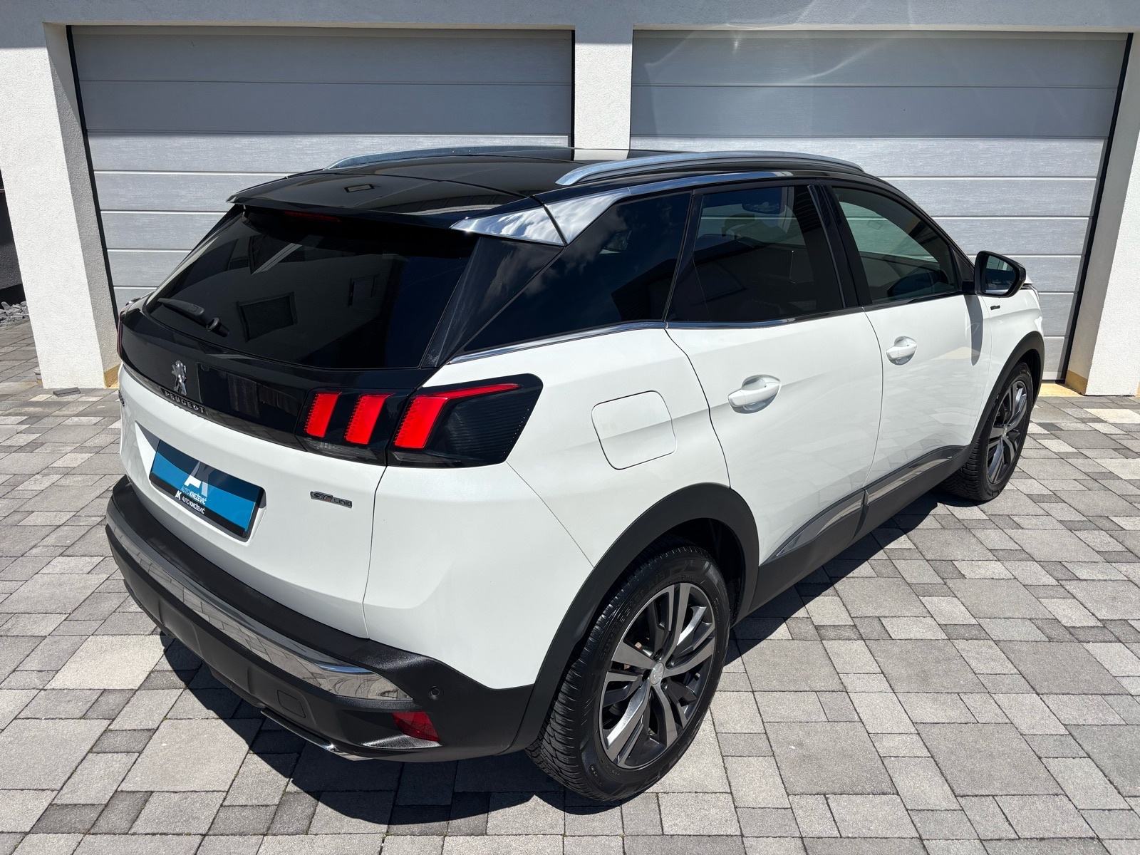 Peugeot 3008 1,5 BlueHDI automatik •GT Line• Pano • NOVI LANAC, fotografija 10
