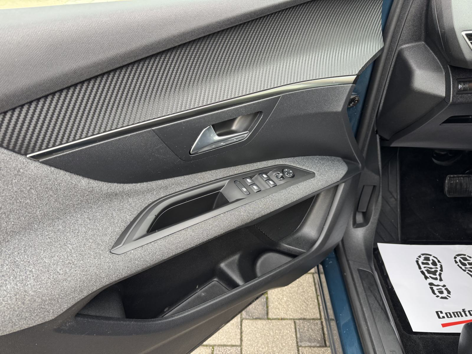 ~AKCIJA~Peugeot 3008 1,5 BlueHDI~Automatik~LED~Kamera~Servisna~Jamstvo, fotografija 20