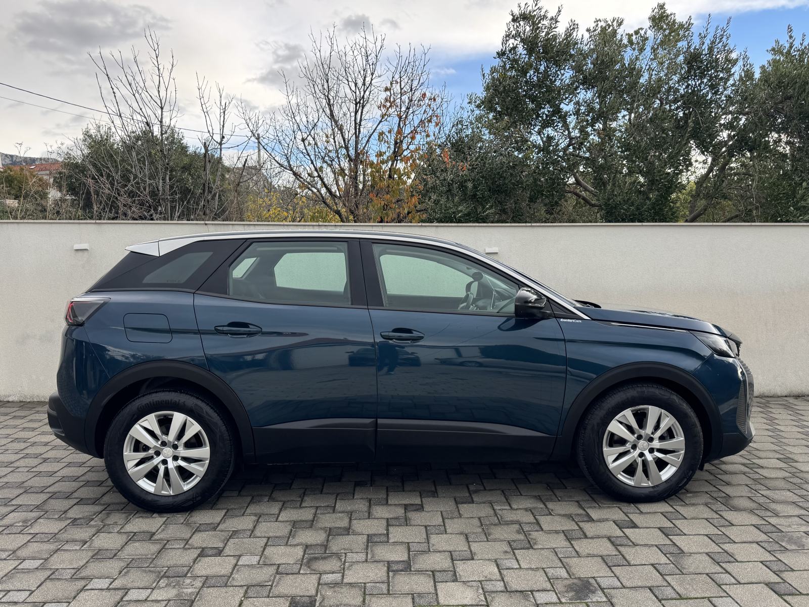 ~AKCIJA~Peugeot 3008 1,5 BlueHDI~Automatik~LED~Kamera~Servisna~Jamstvo, fotografija 11