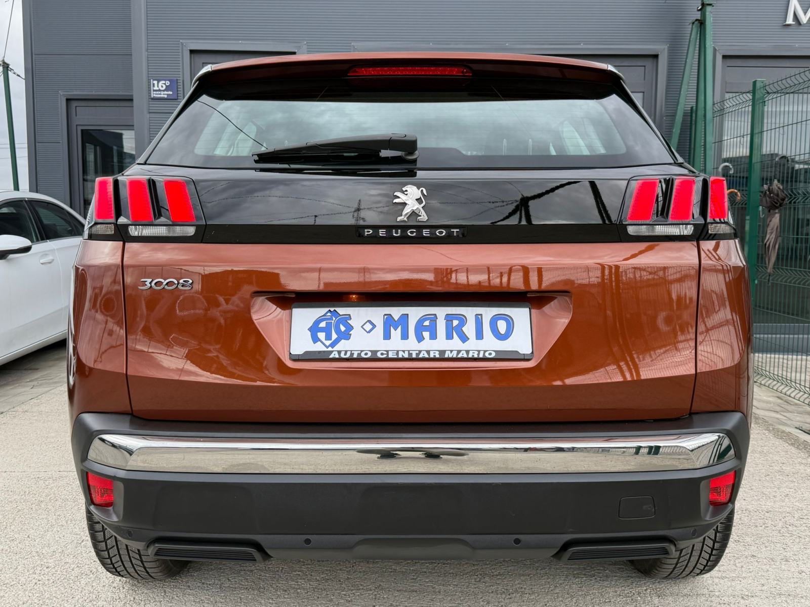 Peugeot 3008 1,5 BlueHDI AUTOMATIK °NAVI°VIRTUAL°LEASING BEZ UČEŠĆA°, fotografija 6
