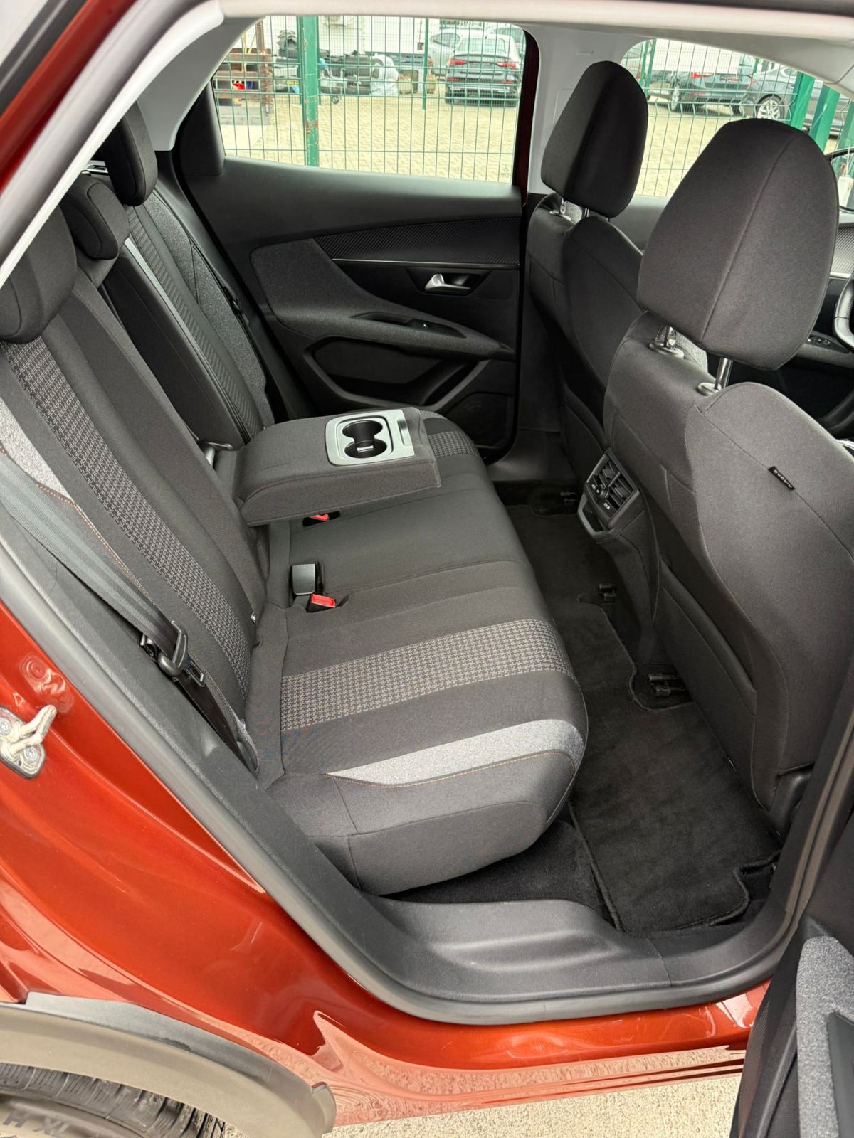 Peugeot 3008 1,5 BlueHDI AUTOMATIK °NAVI°VIRTUAL°LEASING BEZ UČEŠĆA°, fotografija 15