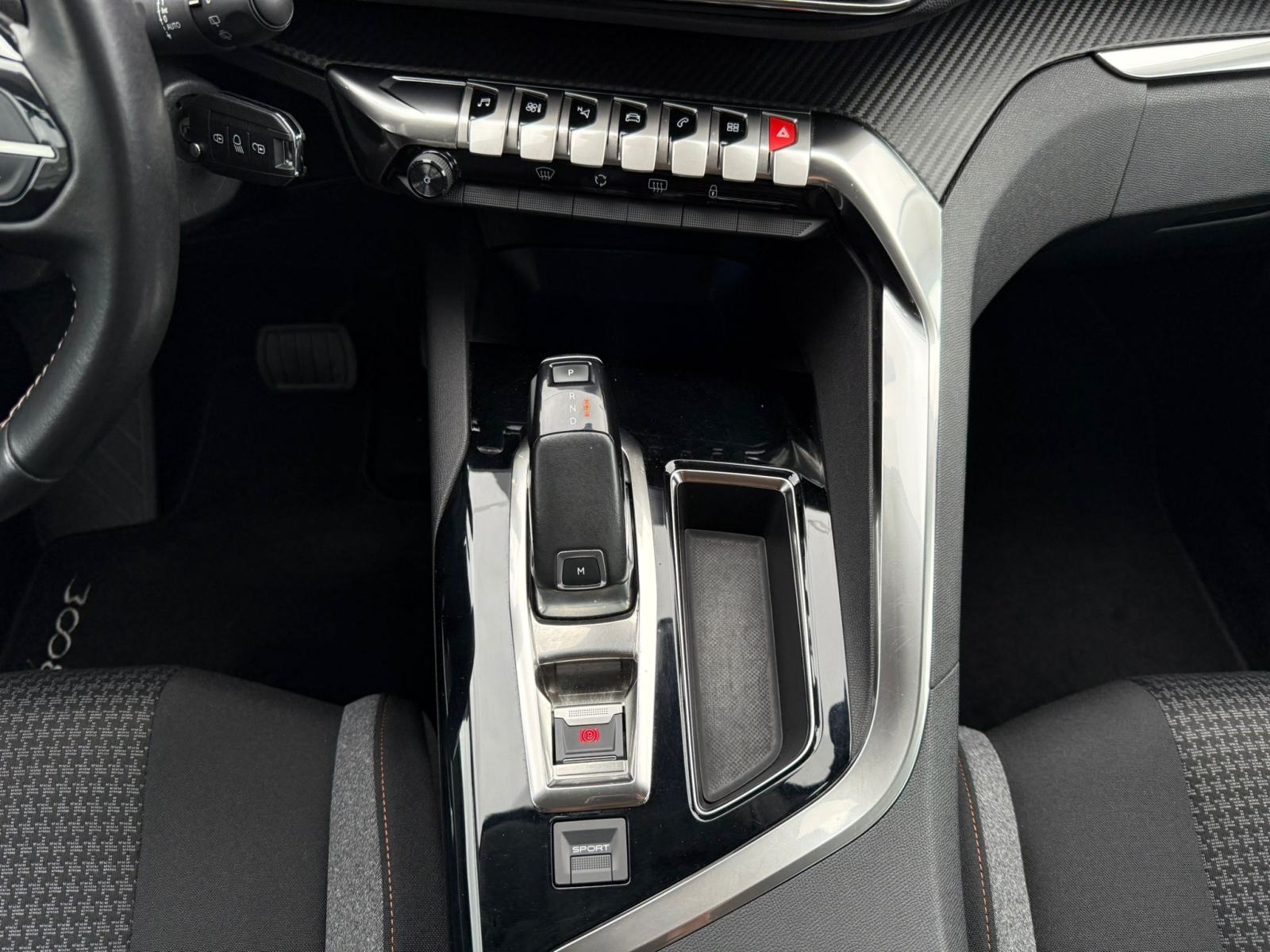 Peugeot 3008 1,5 BlueHDI AUTOMATIK °NAVI°VIRTUAL°LEASING BEZ UČEŠĆA°, fotografija 12