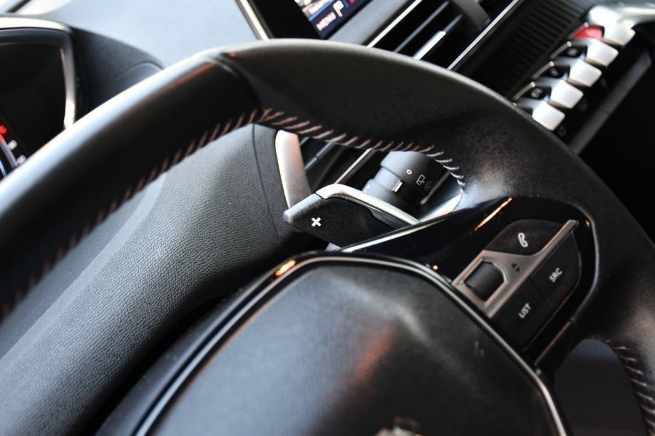 AKCIJA~Peugeot 3008 1,5 BlueHDI ~Automatik~Navigacija~Servisna~Jamstvo, fotografija 20