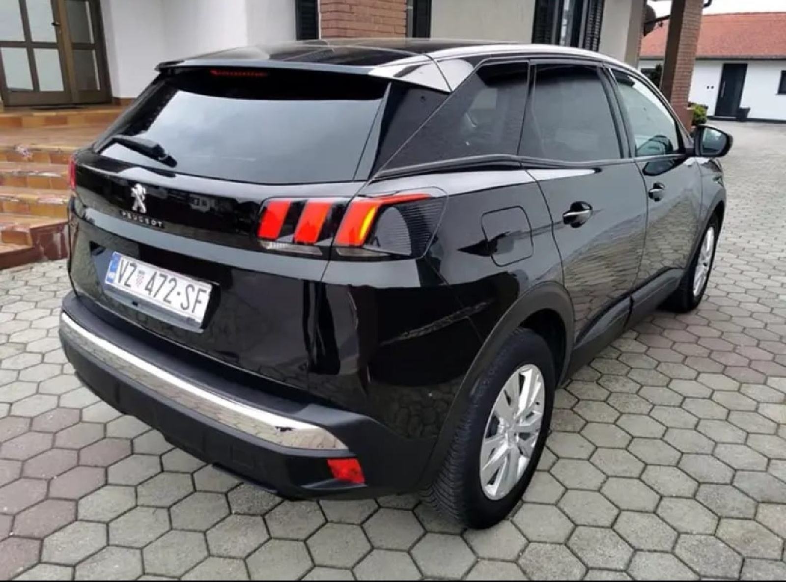 Peugeot 3008 1,5 BlueHDI automatik reg.do 03/2027, fotografija 4