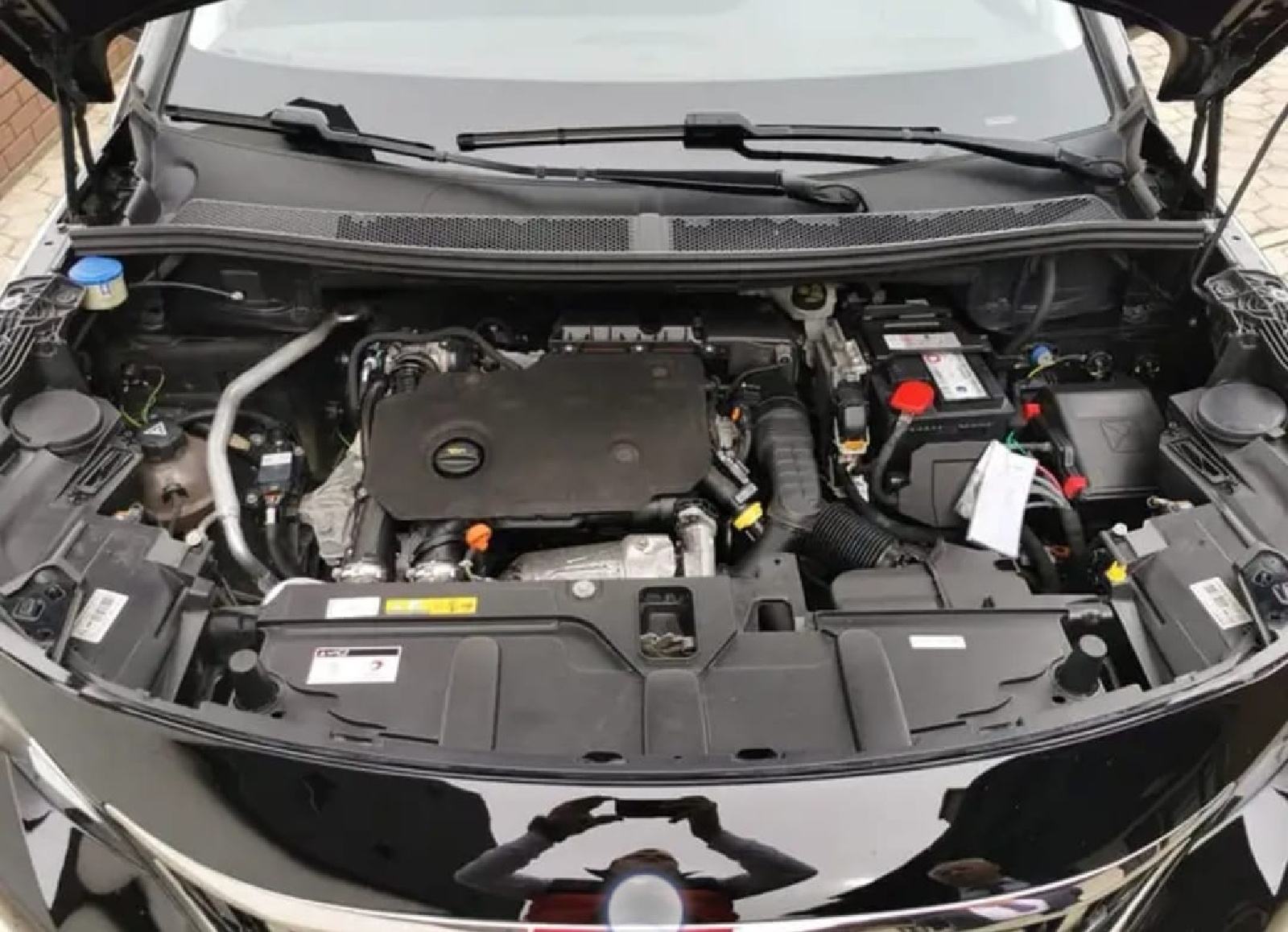Peugeot 3008 1,5 BlueHDI automatik reg.do 03/2027, fotografija 15