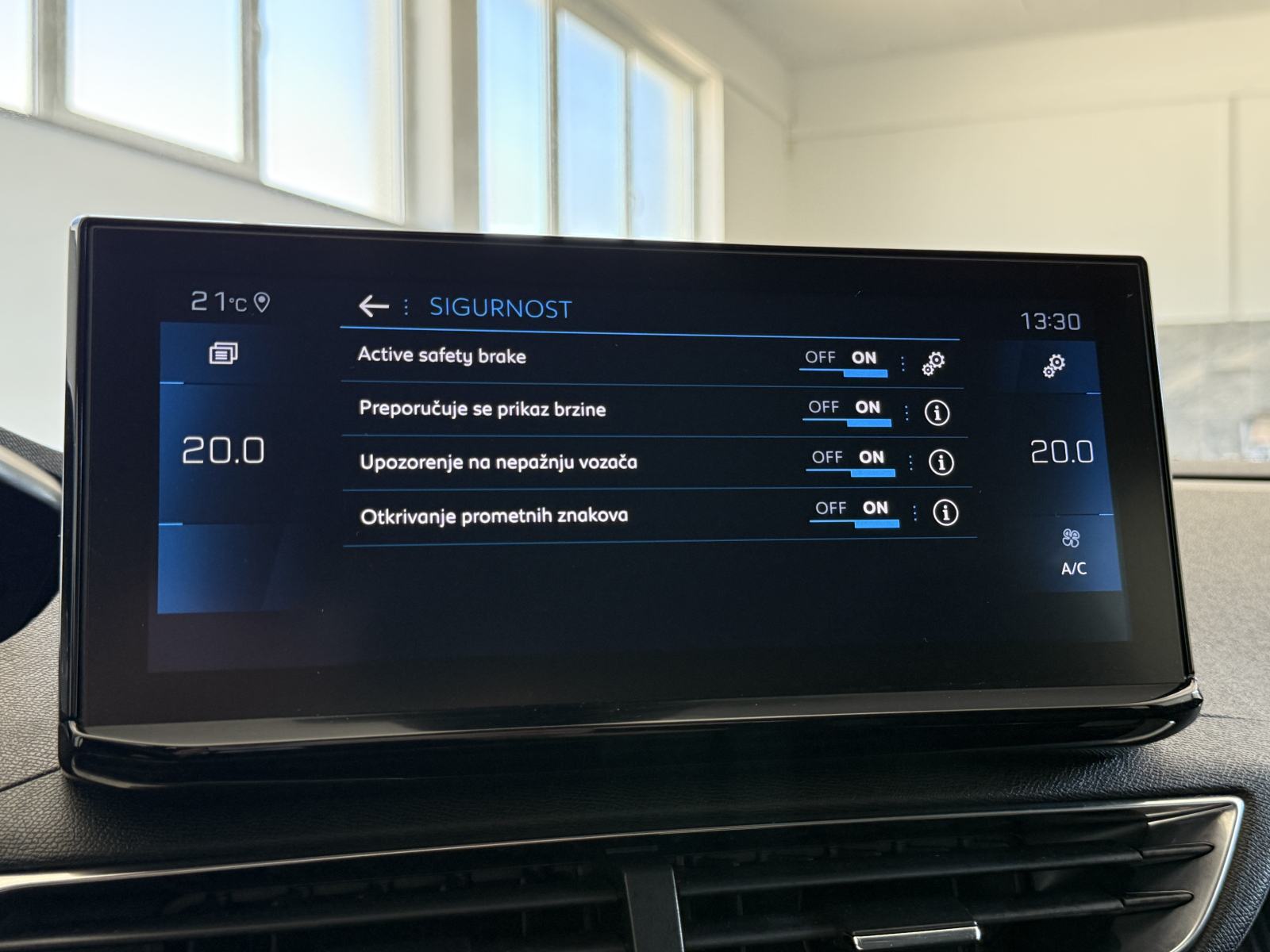 Peugeot 3008 1,5 BlueHDI 130KS•Automatik•Jamstvo24MJ•LEASING 0% UČEŠĆA, fotografija 20