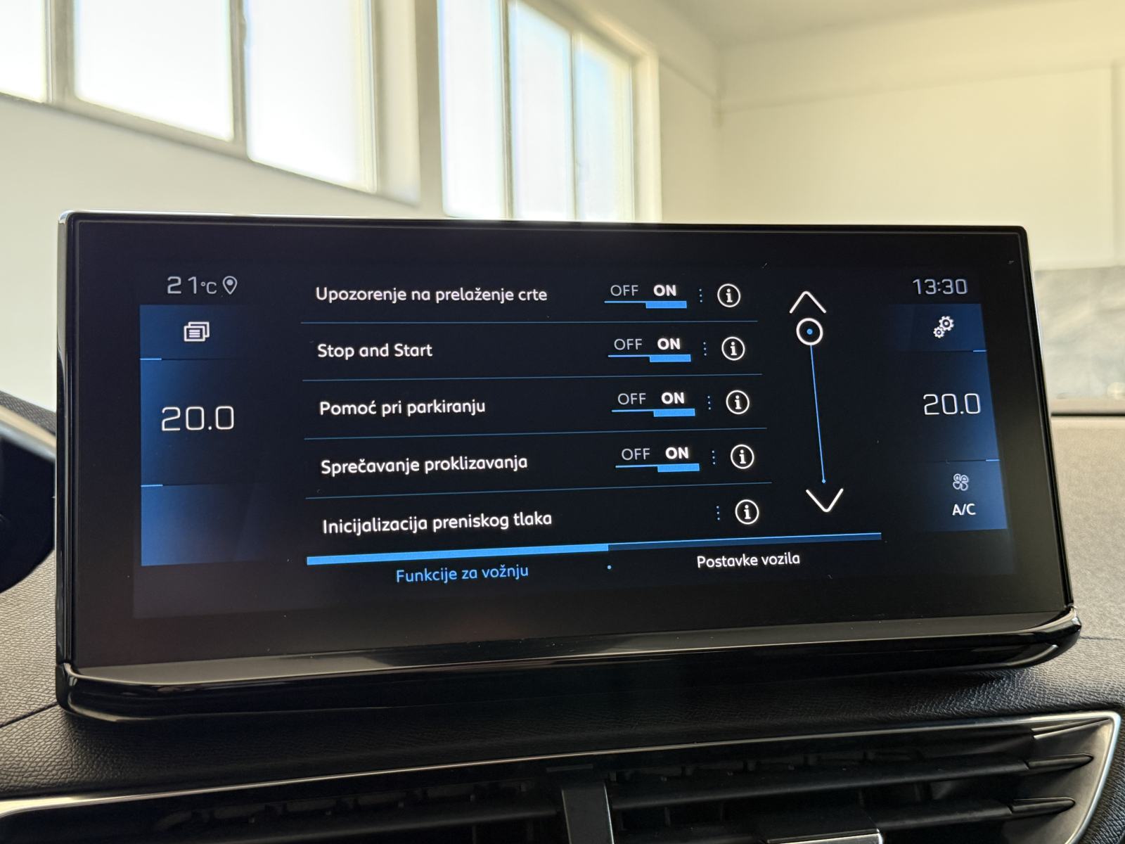 Peugeot 3008 1,5 BlueHDI 130KS•Automatik•Jamstvo24MJ•LEASING 0% UČEŠĆA, fotografija 19